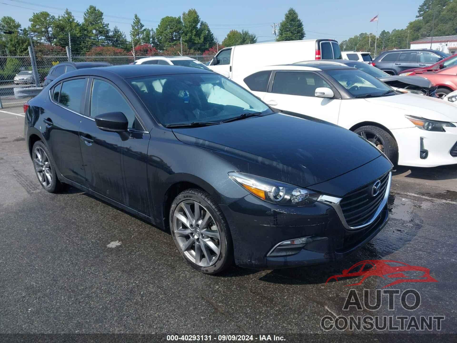 MAZDA MAZDA3 2018 - 3MZBN1V37JM255243