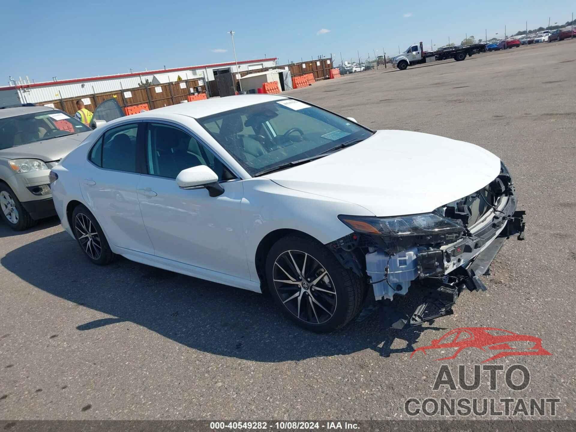 TOYOTA CAMRY 2023 - 4T1G11AK3PU175116