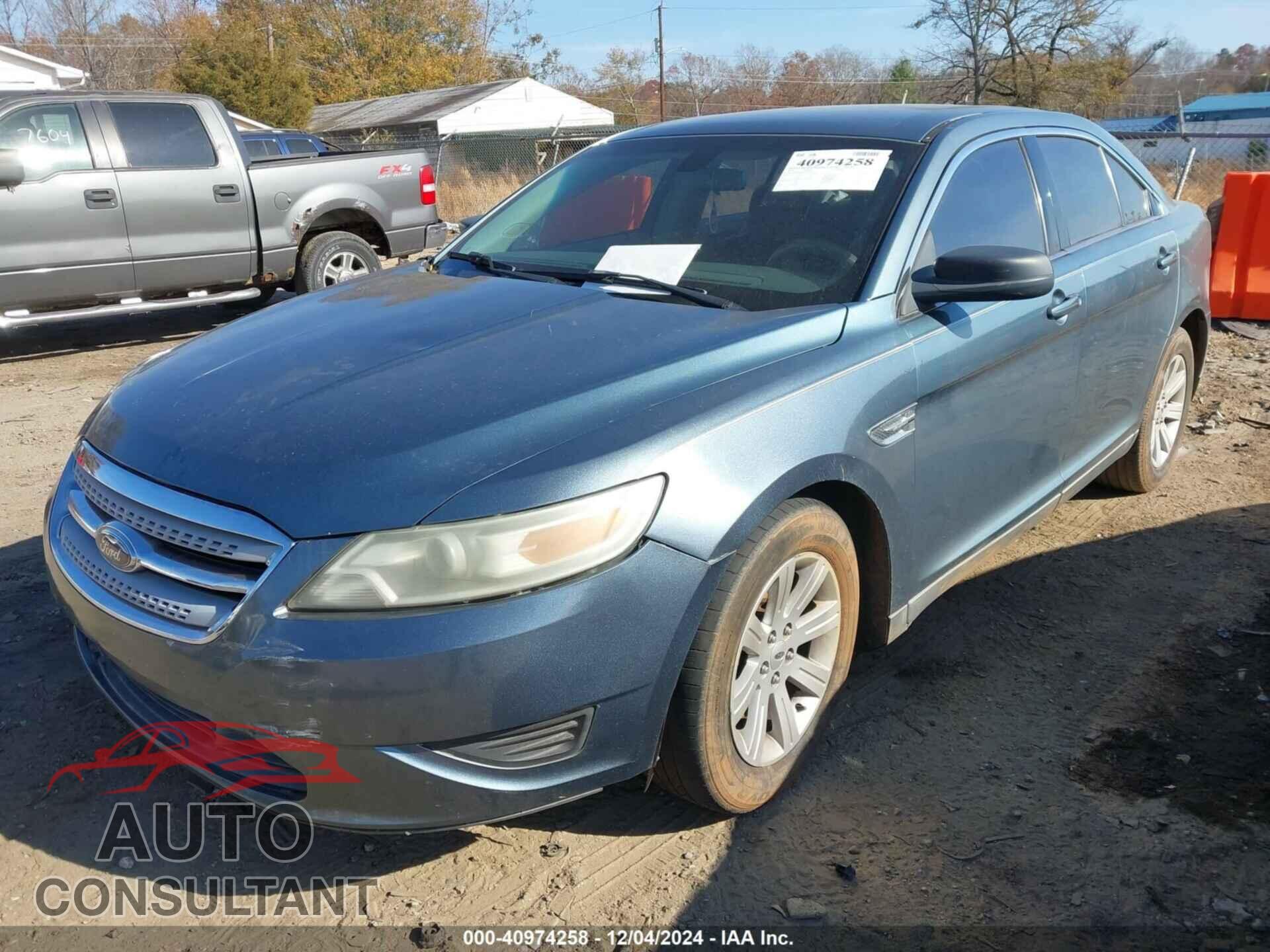 FORD TAURUS 2010 - 1FAHP2DW4AG120939
