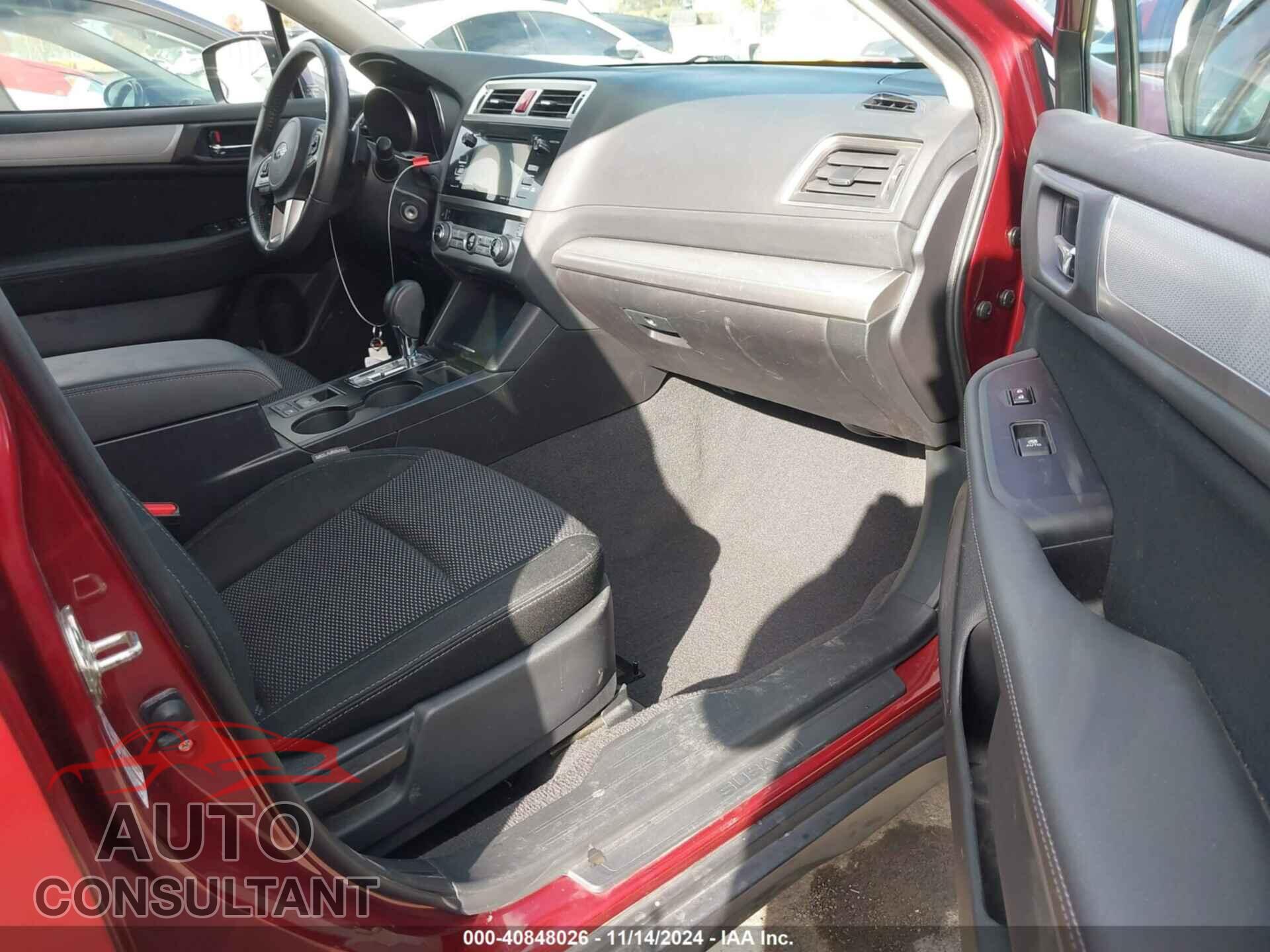 SUBARU OUTBACK 2017 - 4S4BSAHC9H3200338