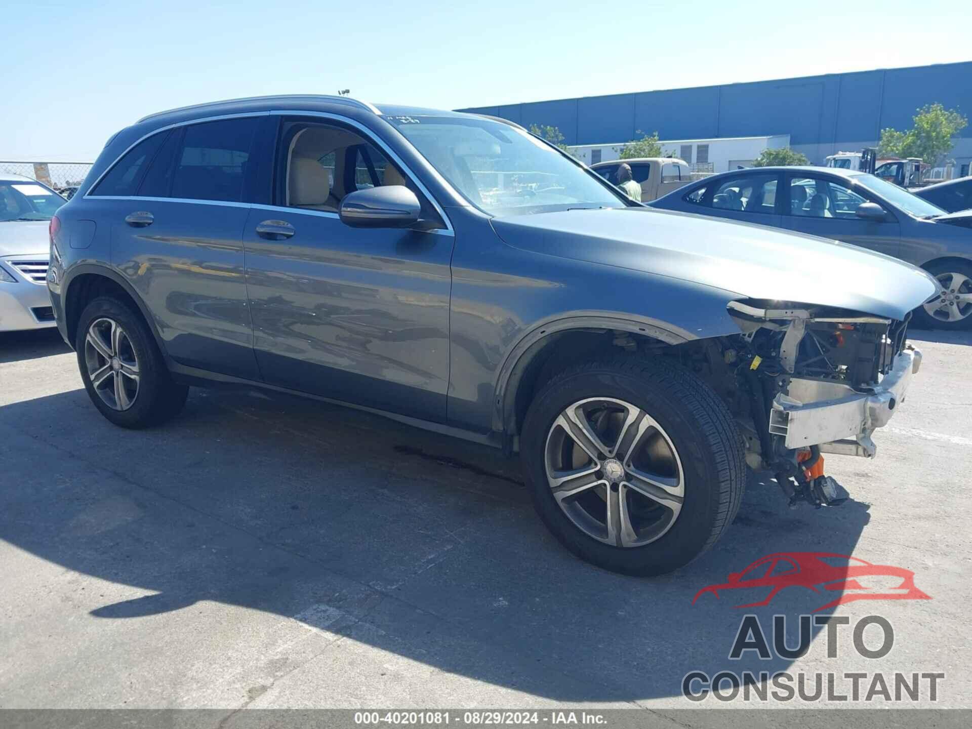 MERCEDES-BENZ GLC 300 2017 - WDC0G4KB8HF182535