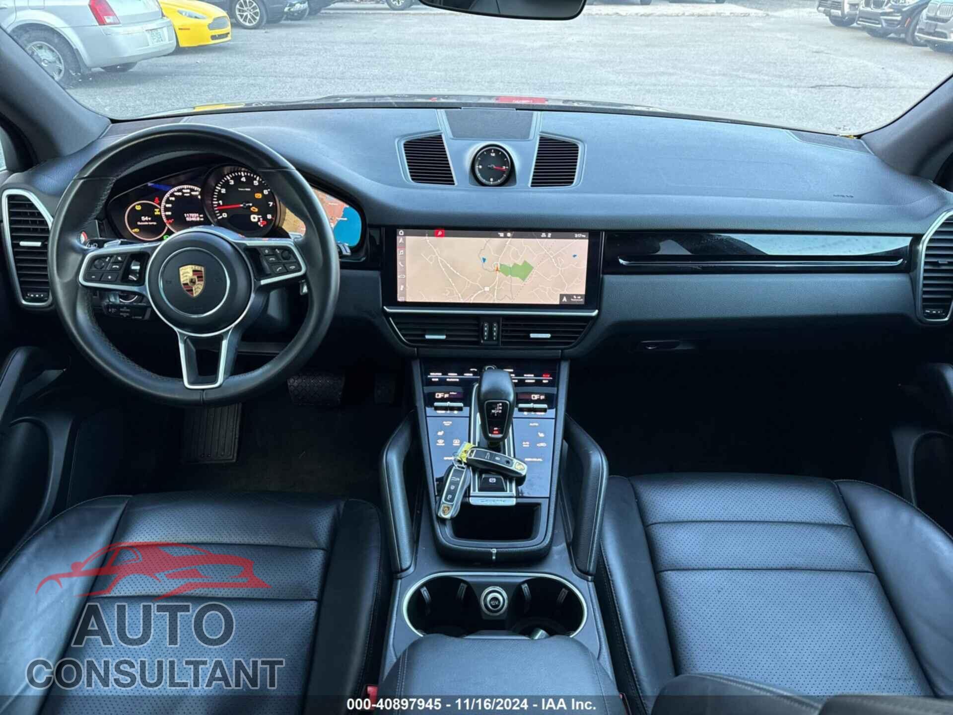 PORSCHE CAYENNE 2019 - WP1AA2AY9KDA01627