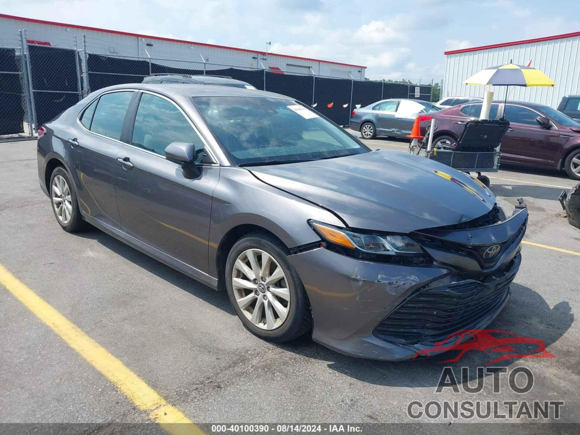 TOYOTA CAMRY 2018 - 4T1B11HK5JU059391