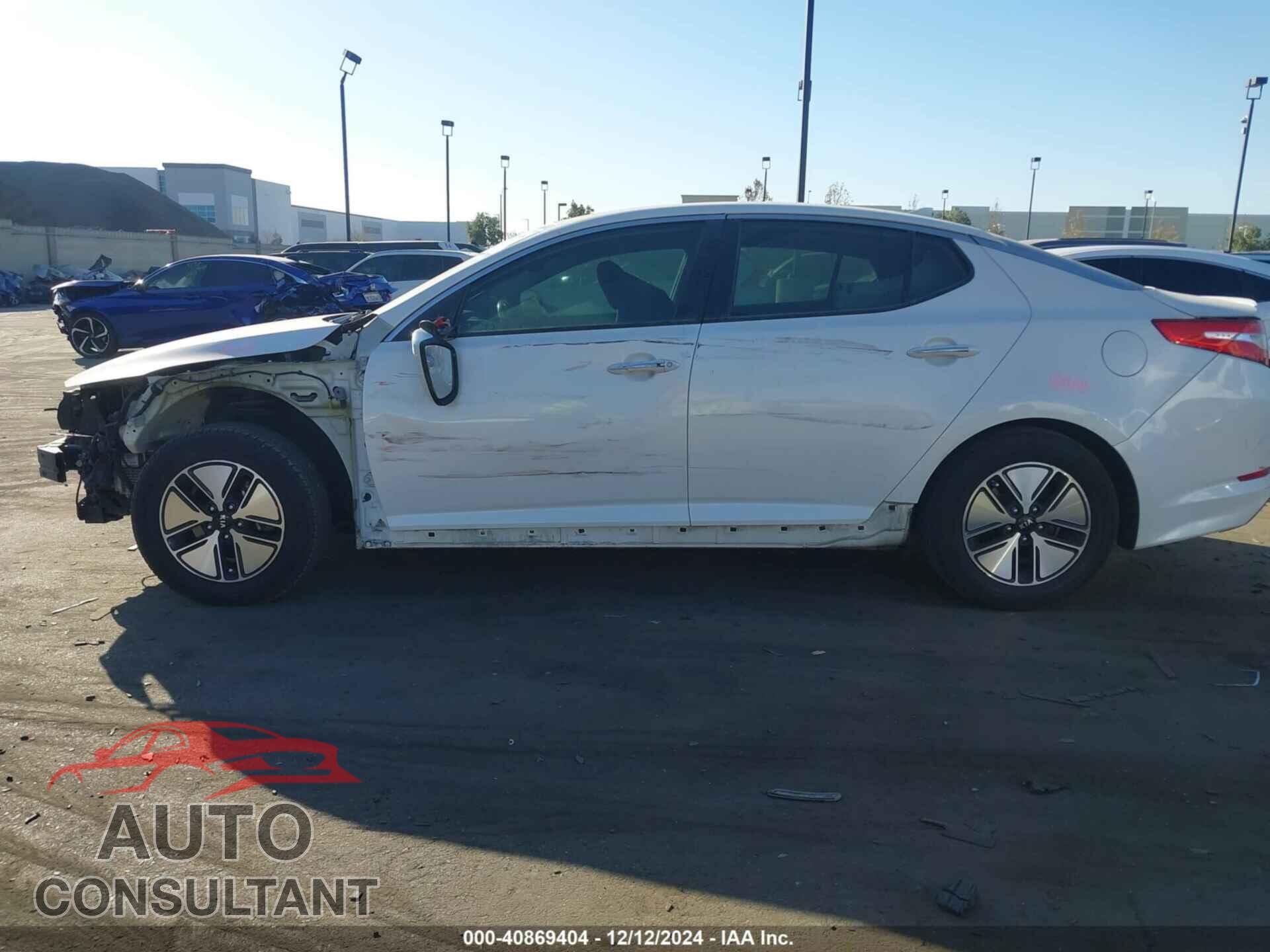 KIA OPTIMA 2011 - KNAGM4AD2B5008065