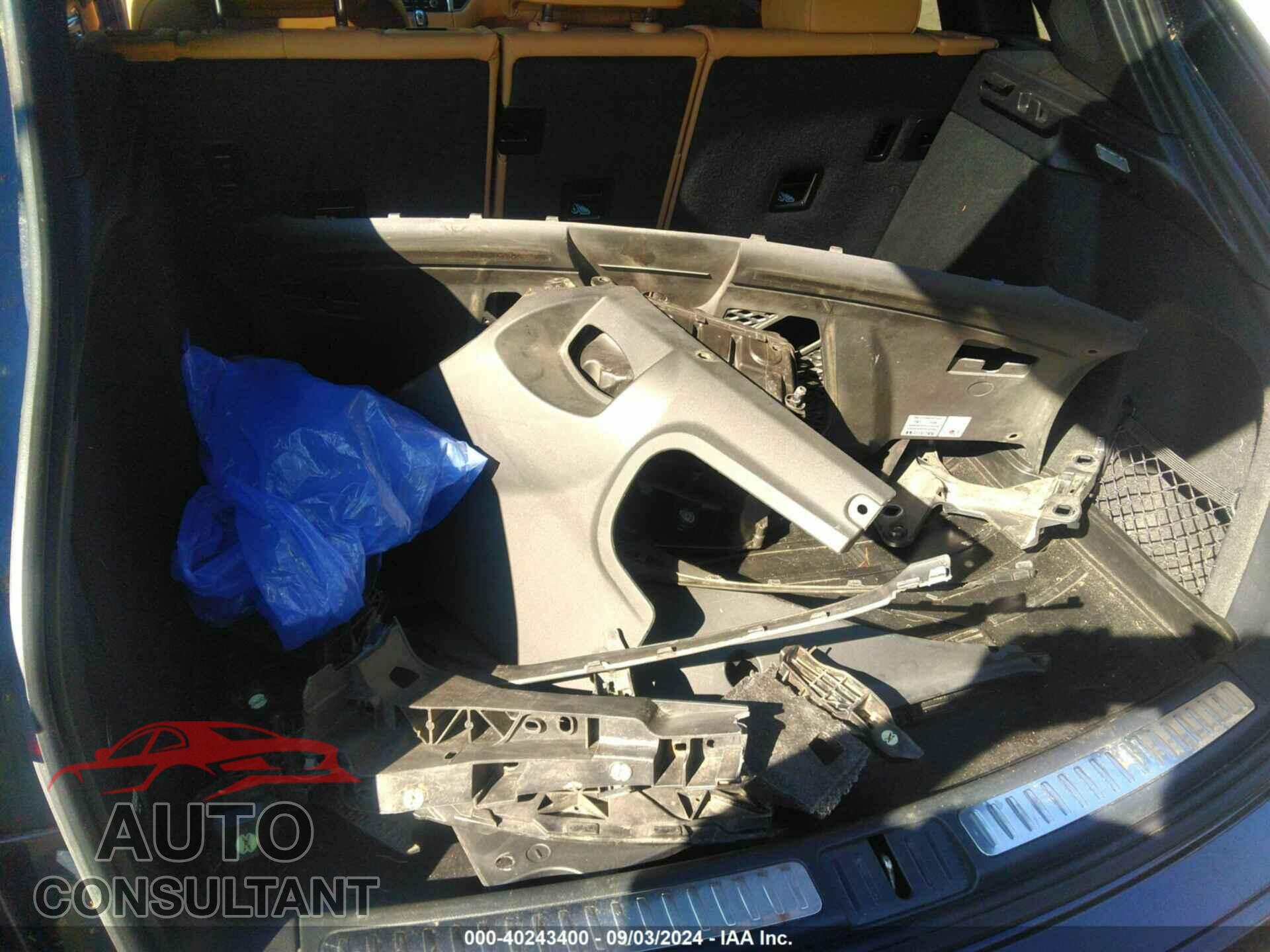 PORSCHE MACAN 2017 - WP1AB2A53HLB20436