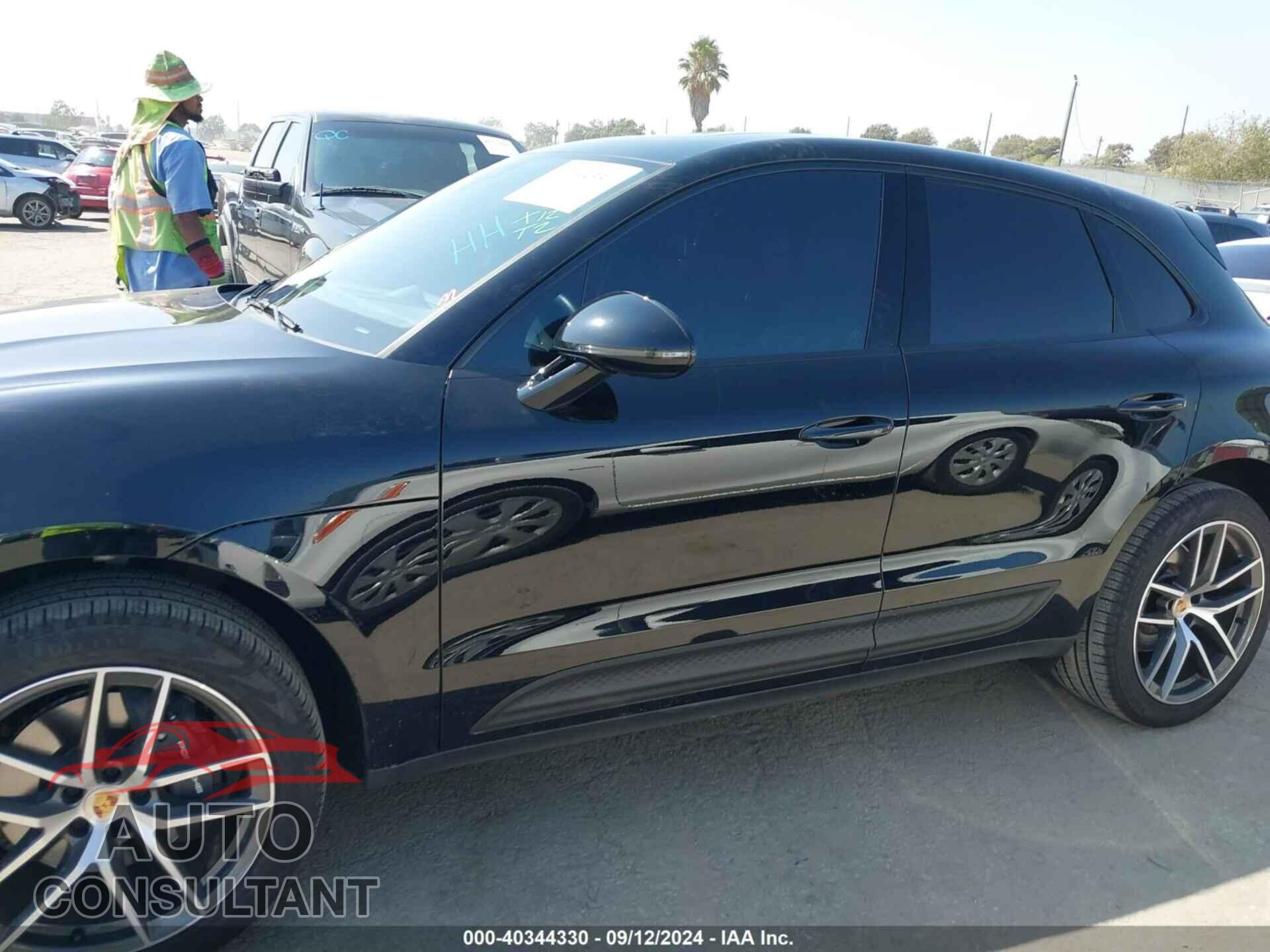 PORSCHE MACAN 2023 - WP1AA2A56PLB15975