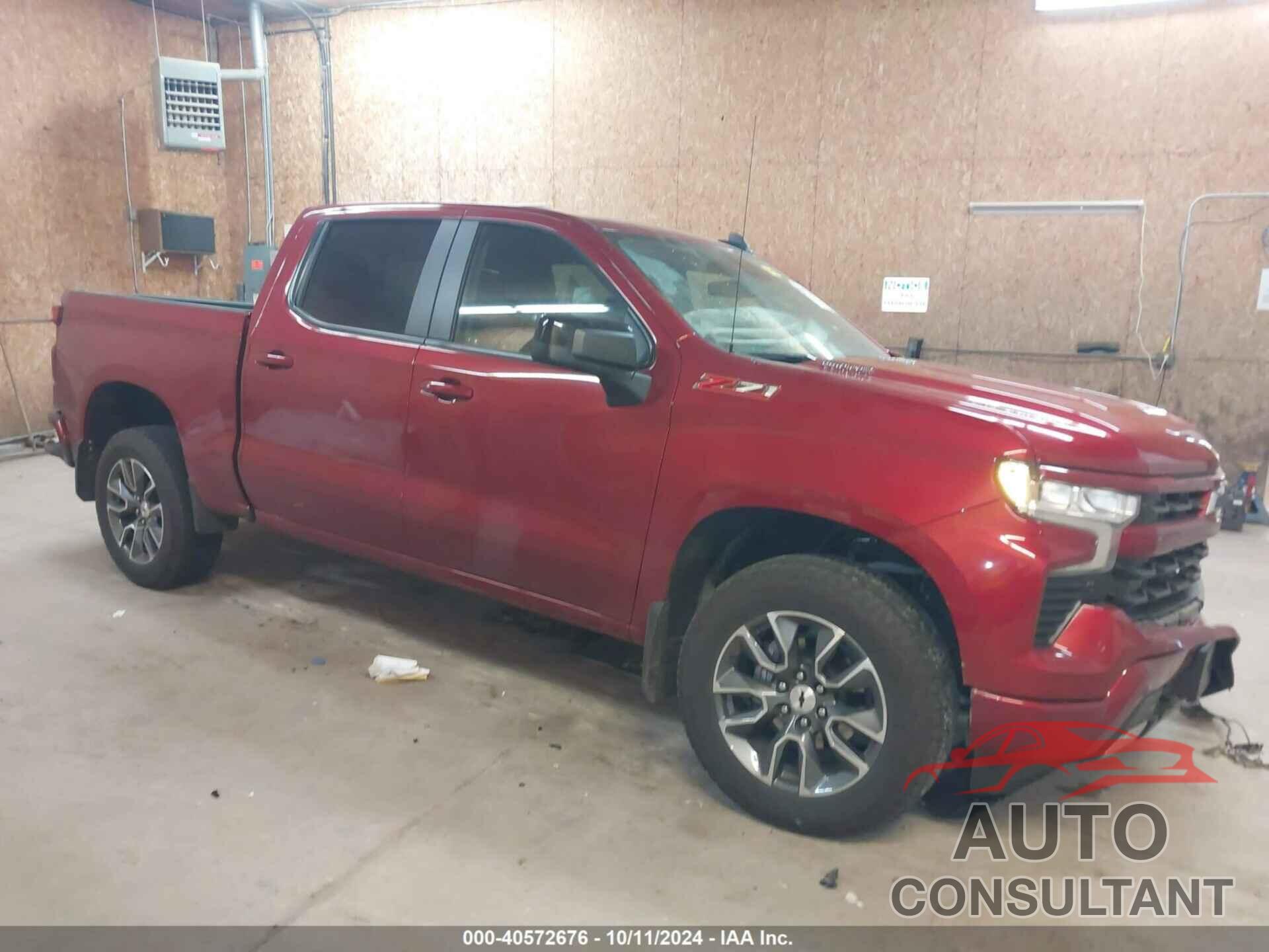 CHEVROLET SILVERADO 1500 2023 - 1GCUDEE83PZ298907