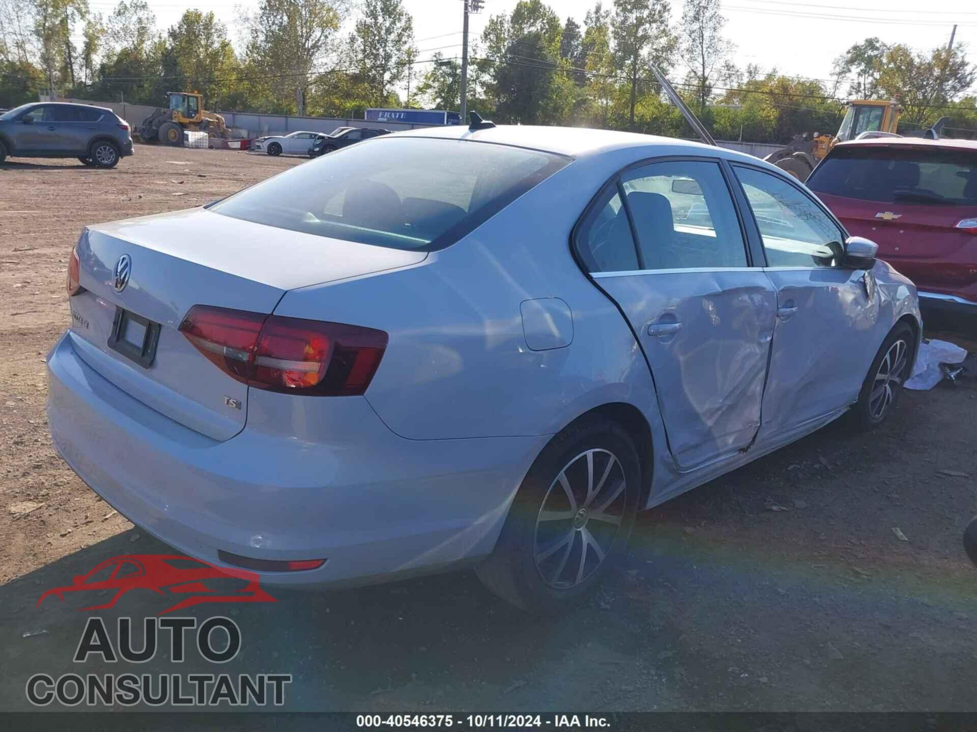 VOLKSWAGEN JETTA 2017 - 3VWDB7AJ9HM247051