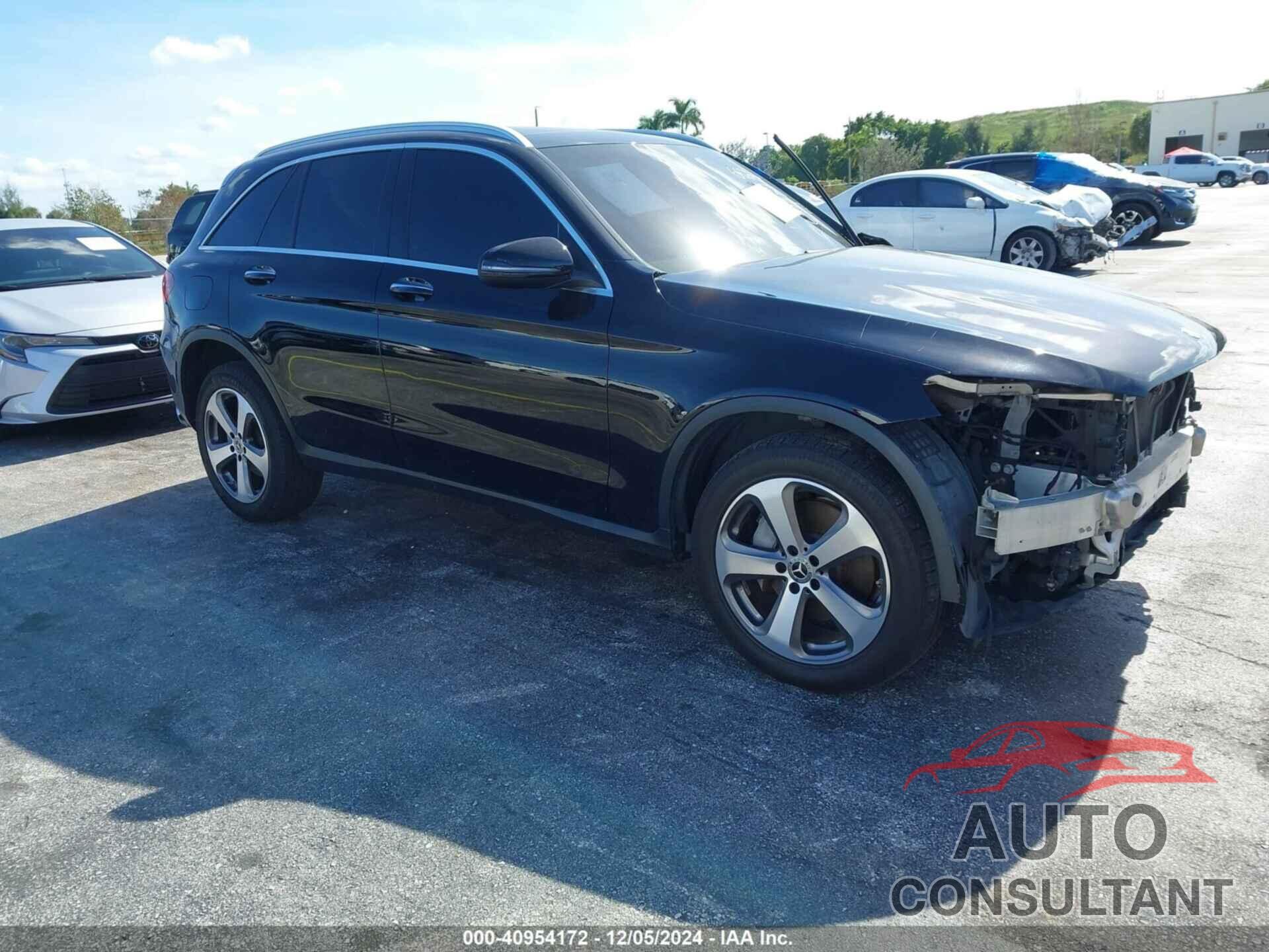 MERCEDES-BENZ GLC 300 2019 - WDC0G4JB6KV136622