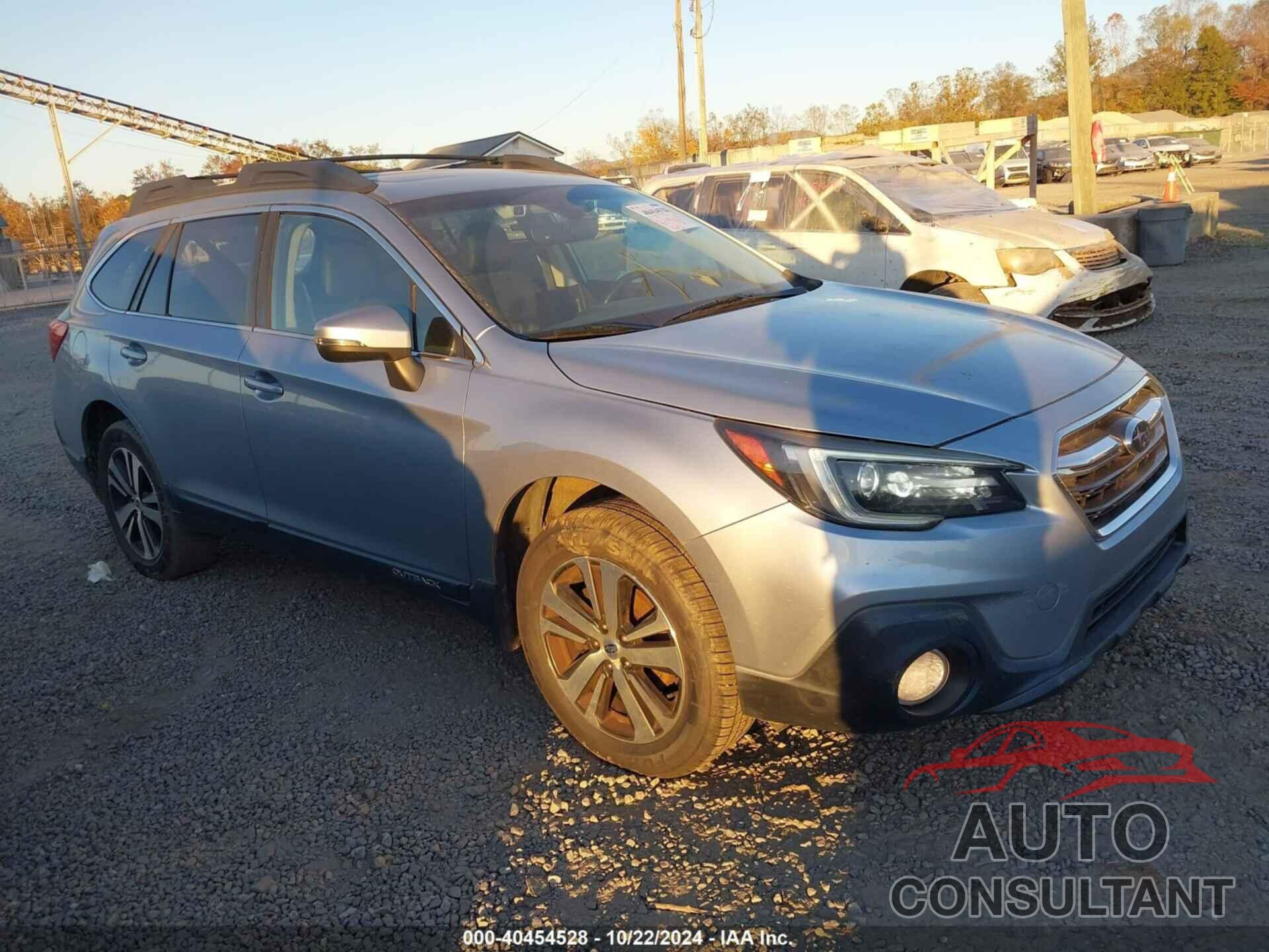 SUBARU OUTBACK 2018 - 4S4BSANC3J3319383