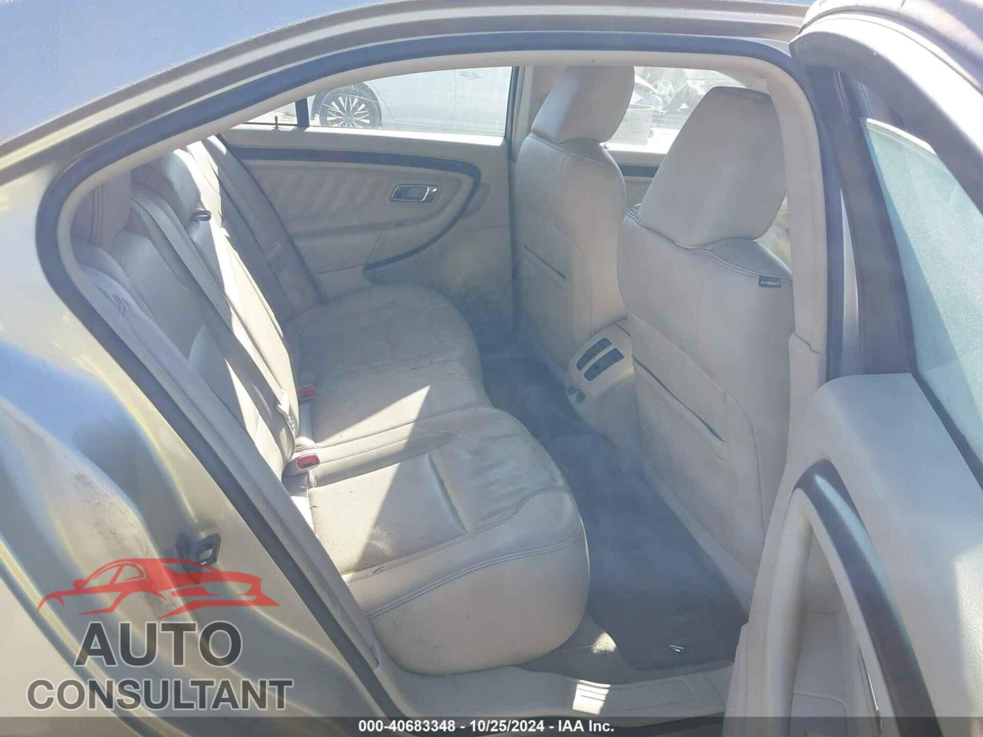 FORD TAURUS 2011 - 1FAHP2FW5BG128367