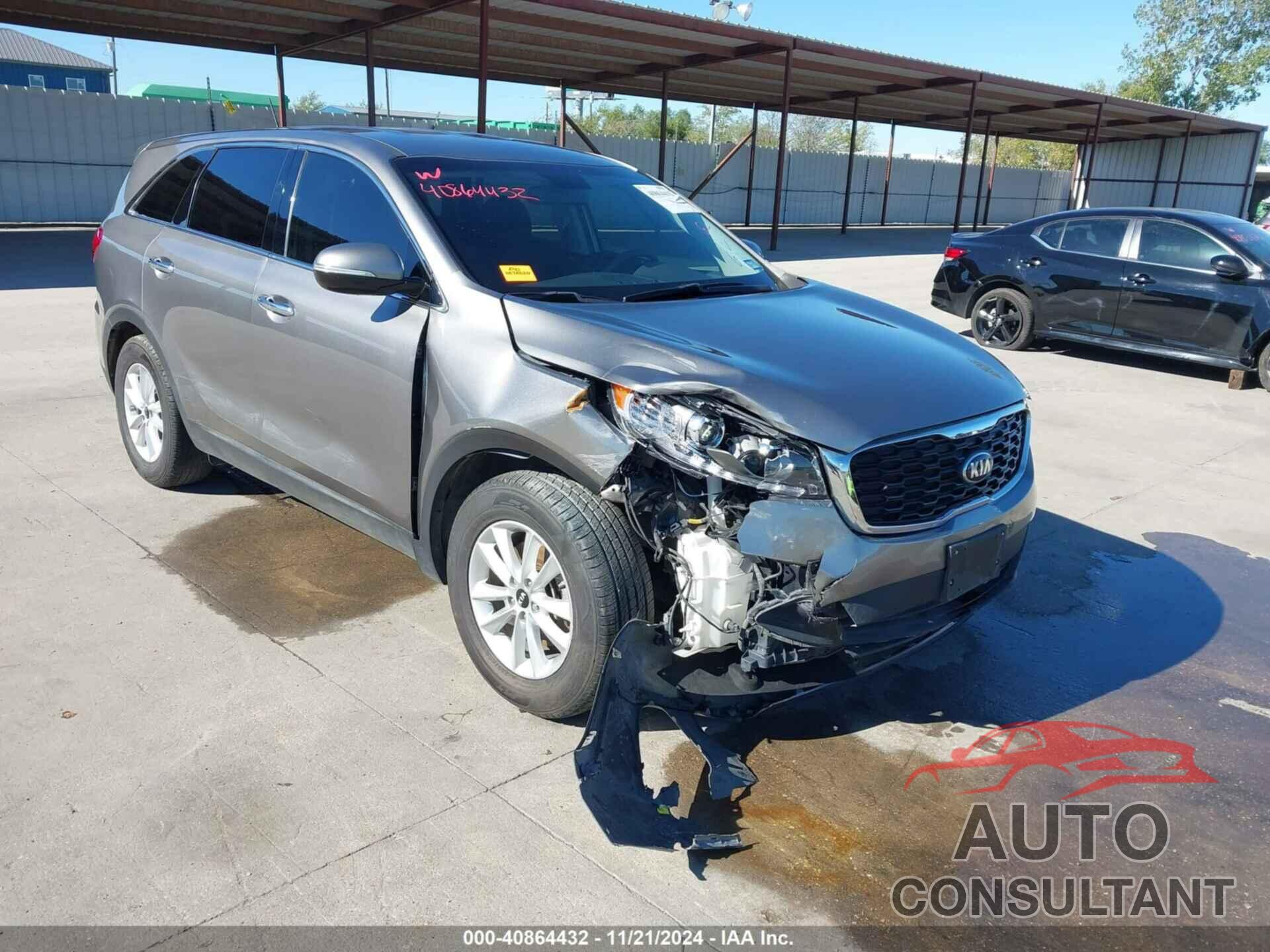 KIA SORENTO 2019 - 5XYPG4A38KG509633