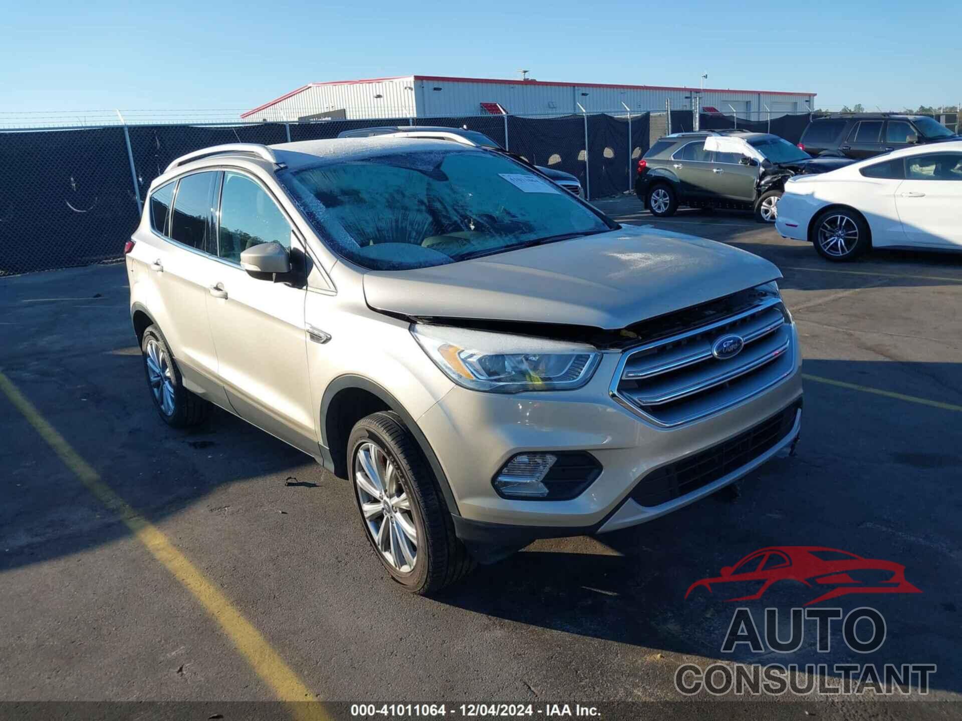 FORD ESCAPE 2017 - 1FMCU0JD6HUC42598