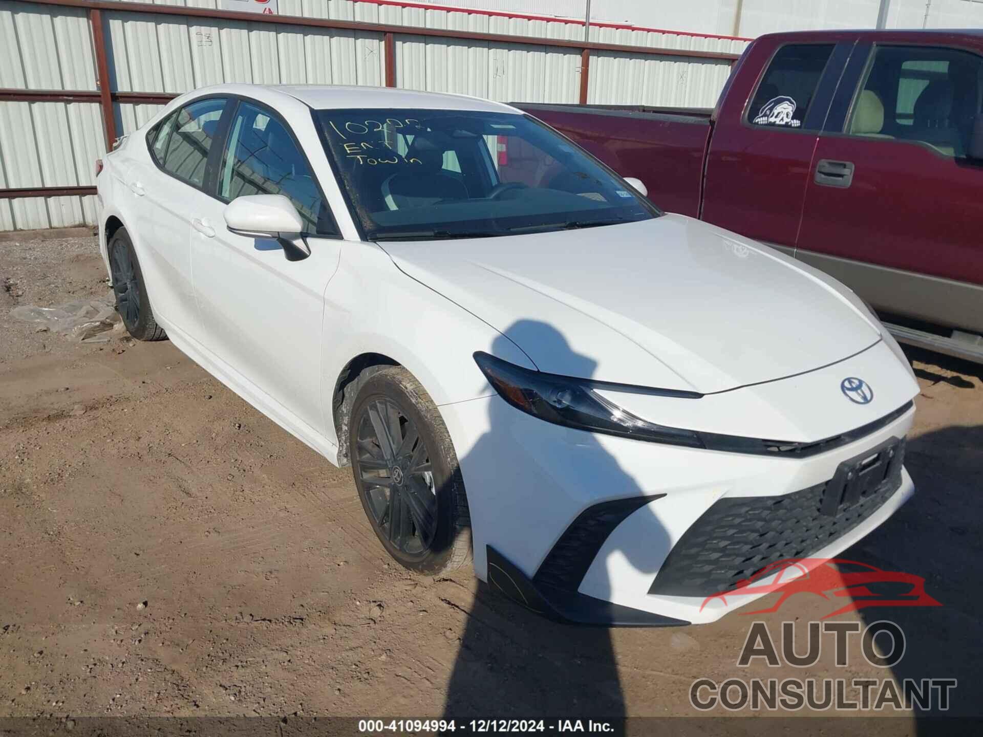 TOYOTA CAMRY 2025 - 4T1DAACKXSU026582