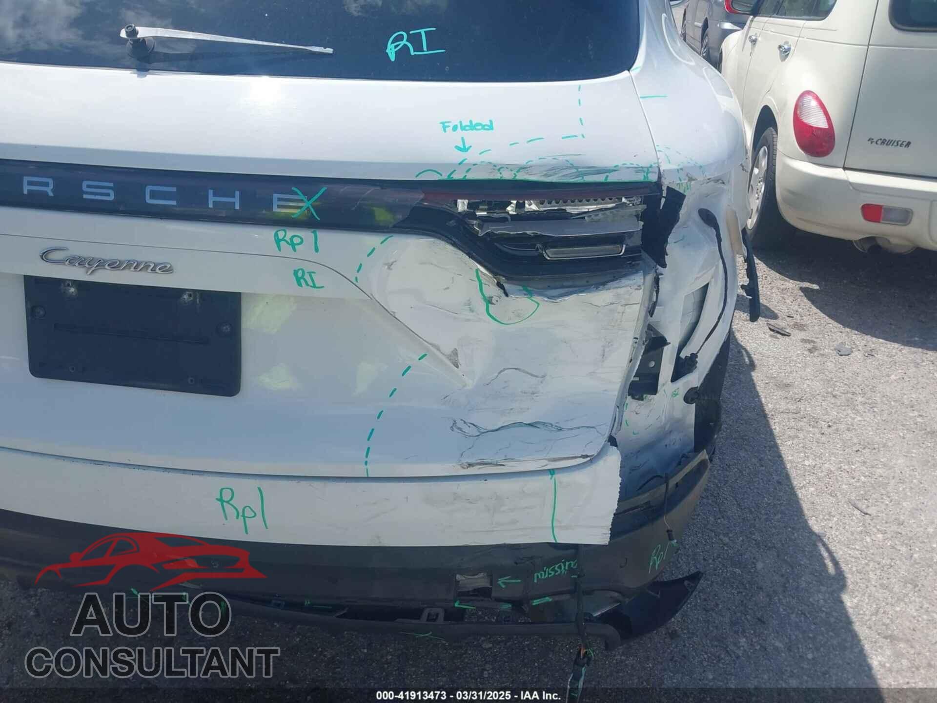 PORSCHE CAYENNE 2019 - WP1AA2AY8KDA05295