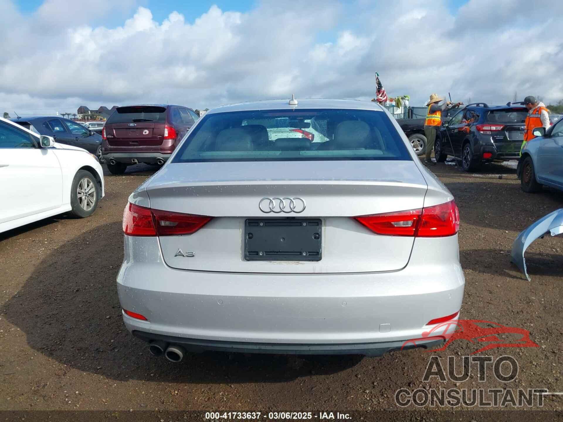AUDI A3 2016 - WAUA7GFF7G1070925