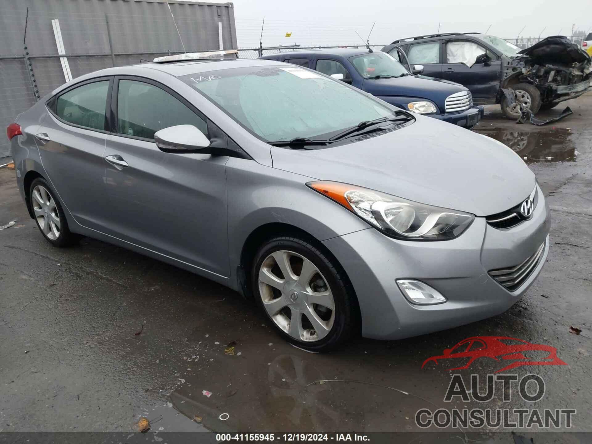 HYUNDAI ELANTRA 2013 - KMHDH4AE9DU942876