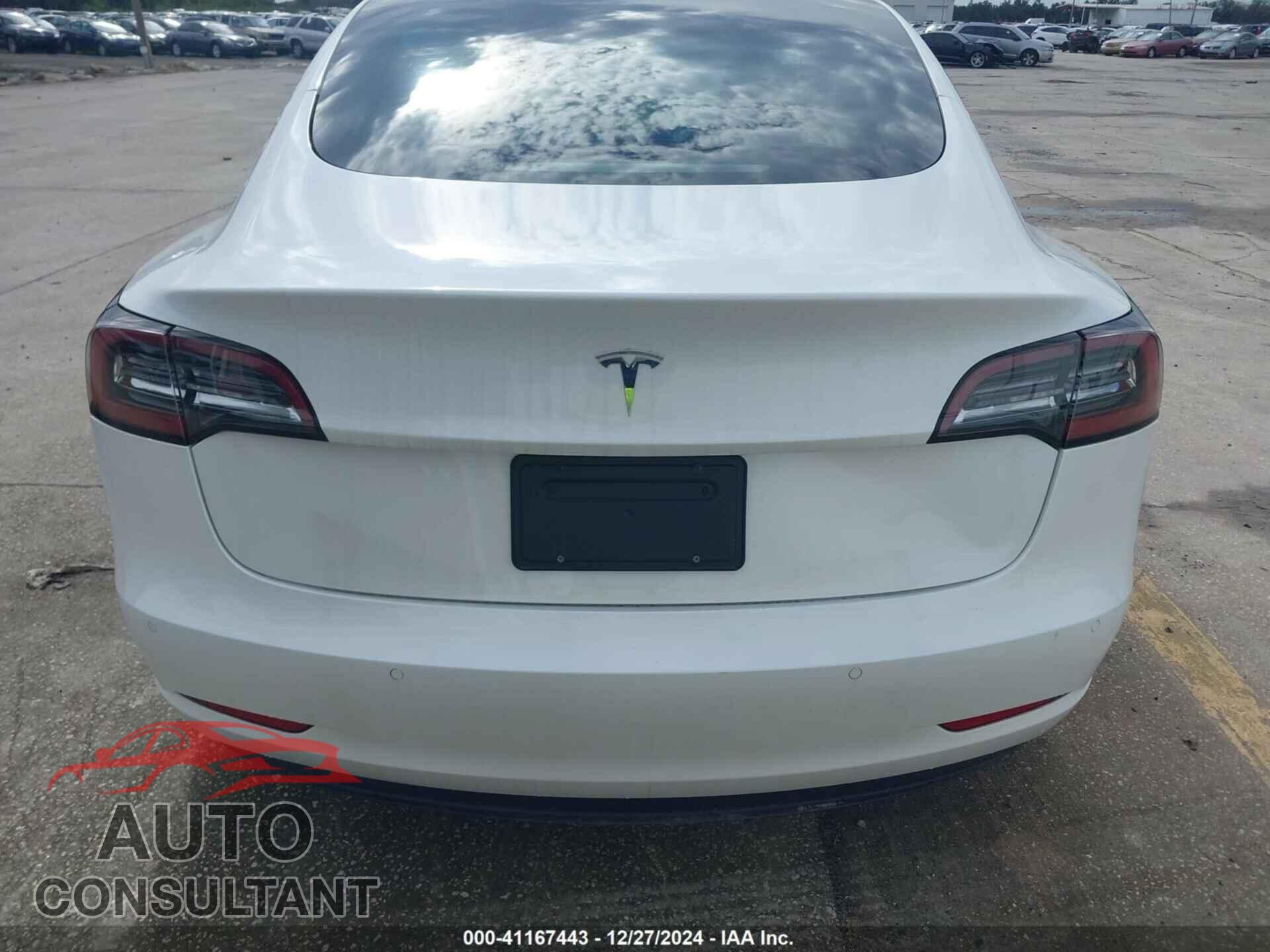 TESLA MODEL 3 2021 - 5YJ3E1EA9MF861058