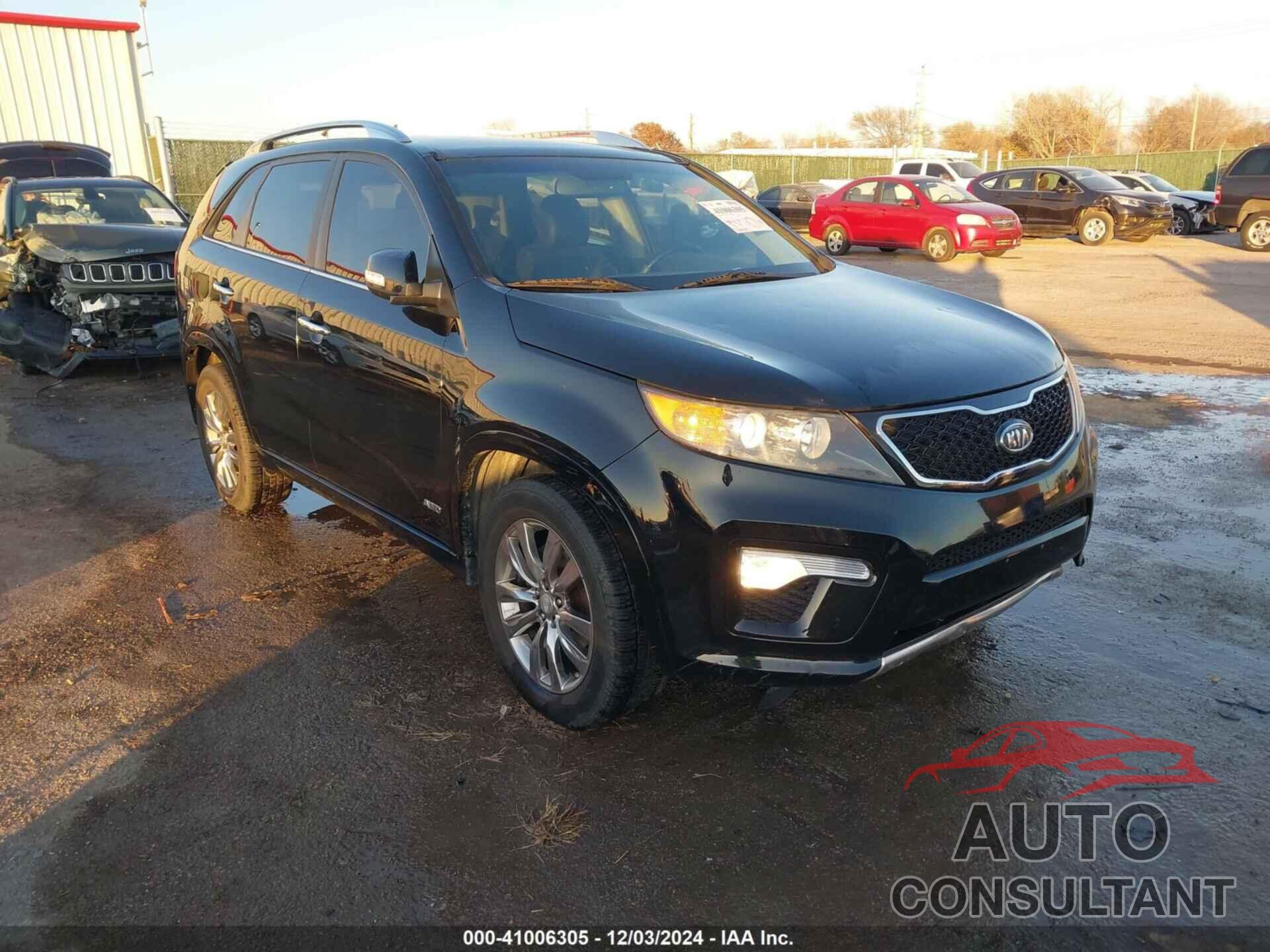 KIA SORENTO 2013 - 5XYKWDA23DG409706