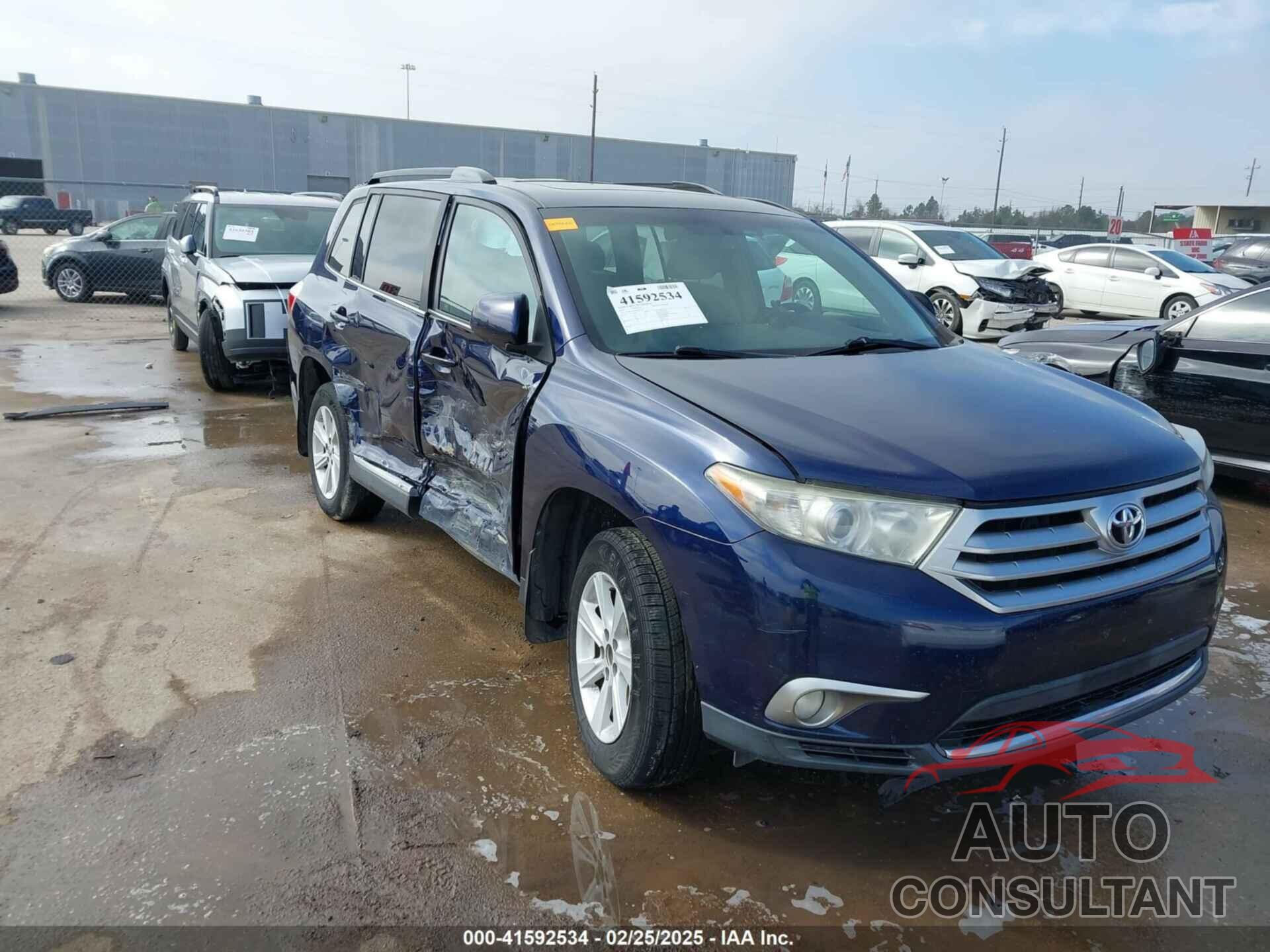 TOYOTA HIGHLANDER 2012 - 5TDBK3EHXCS133370