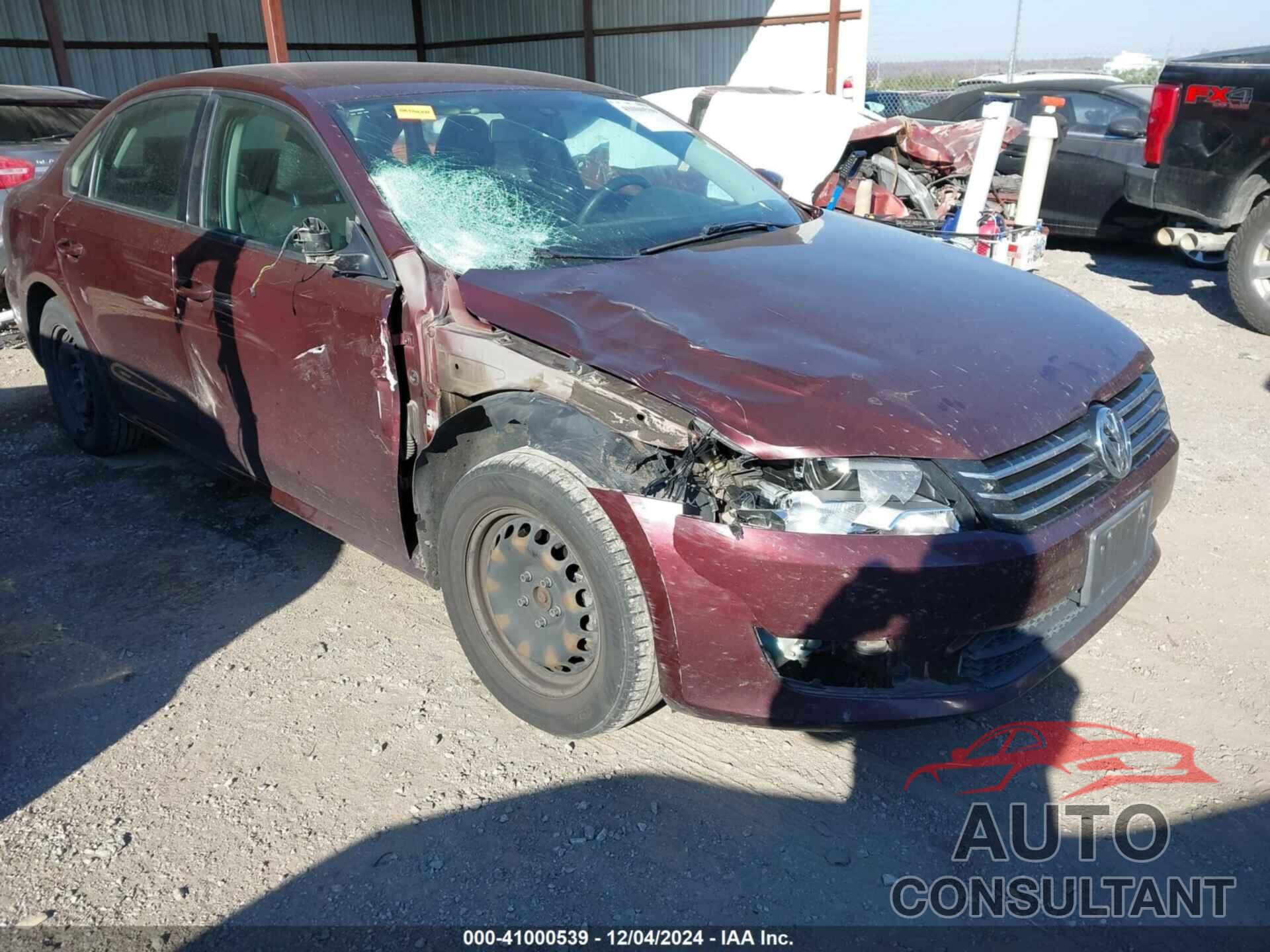 VOLKSWAGEN PASSAT 2013 - 1VWAP7A36DC068306