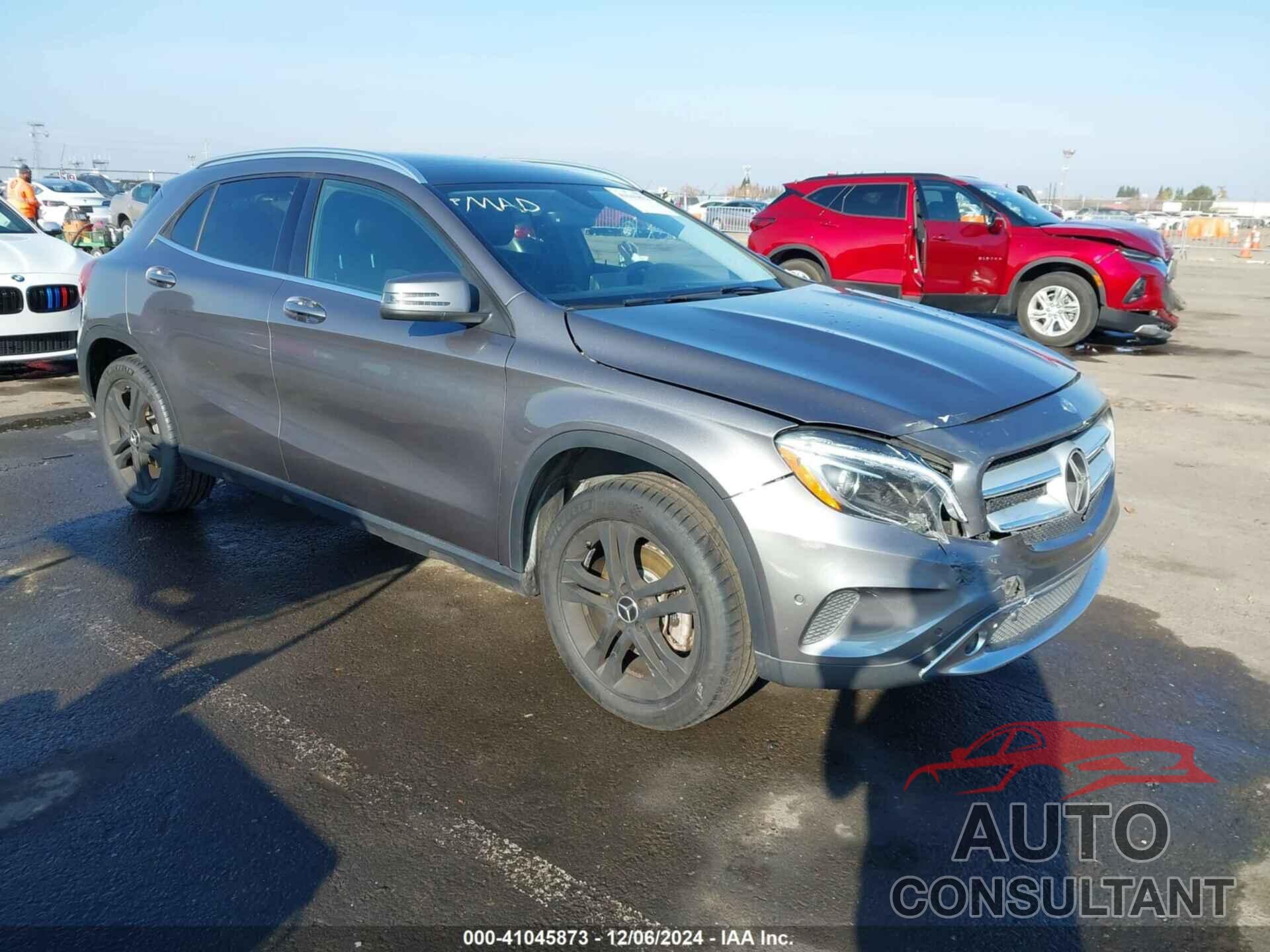 MERCEDES-BENZ GLA 250 2015 - WDCTG4GB6FJ105288
