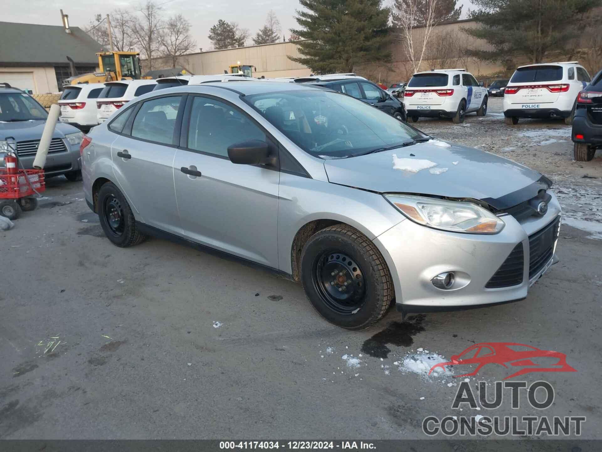 FORD FOCUS 2013 - 1FADP3E20DL120349