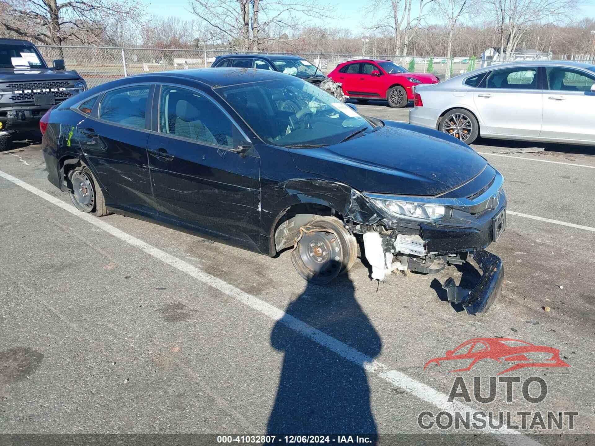 HONDA CIVIC 2018 - 2HGFC2F57JH581110