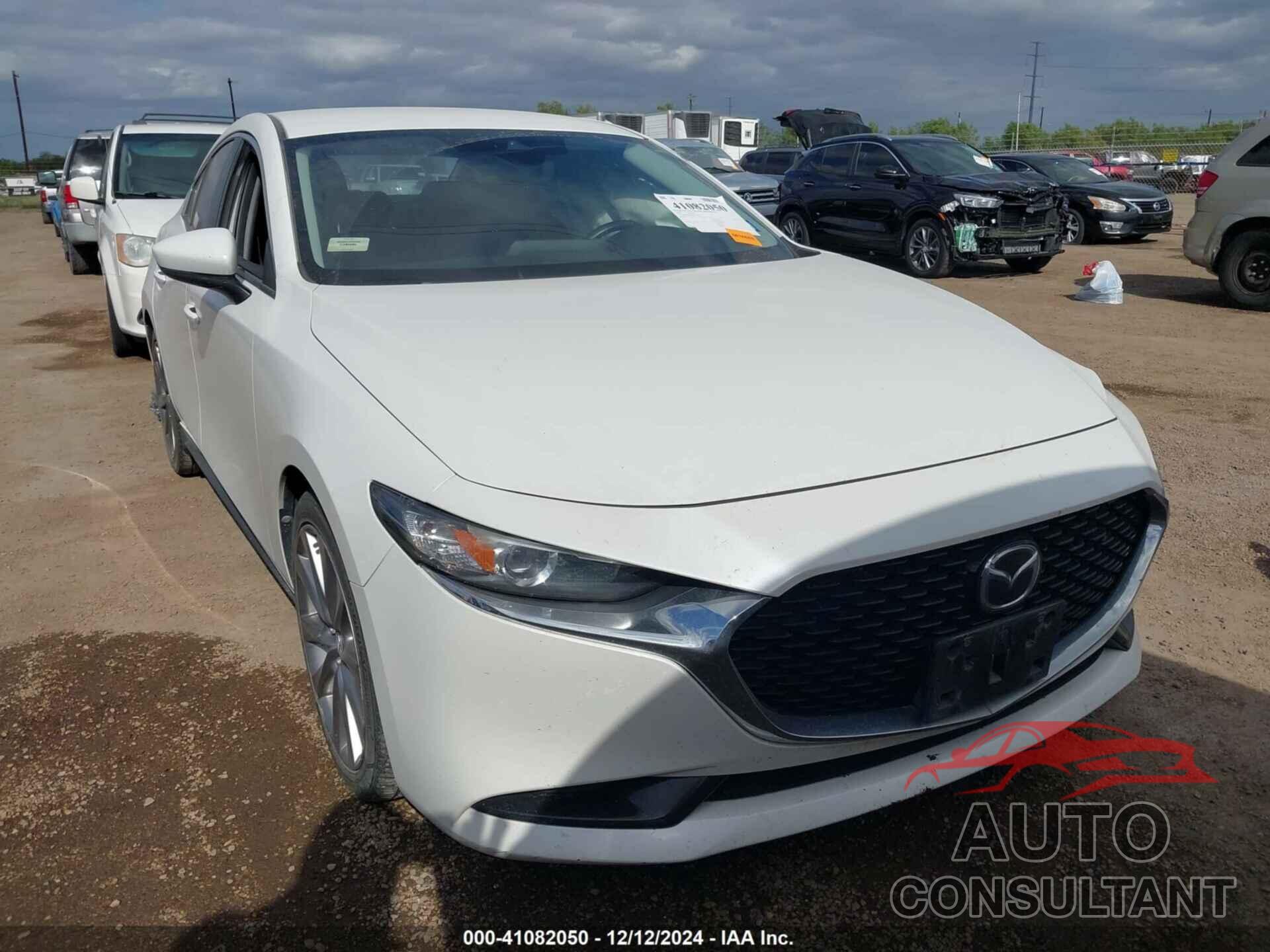 MAZDA MAZDA3 2019 - 3MZBPADL8KM110158