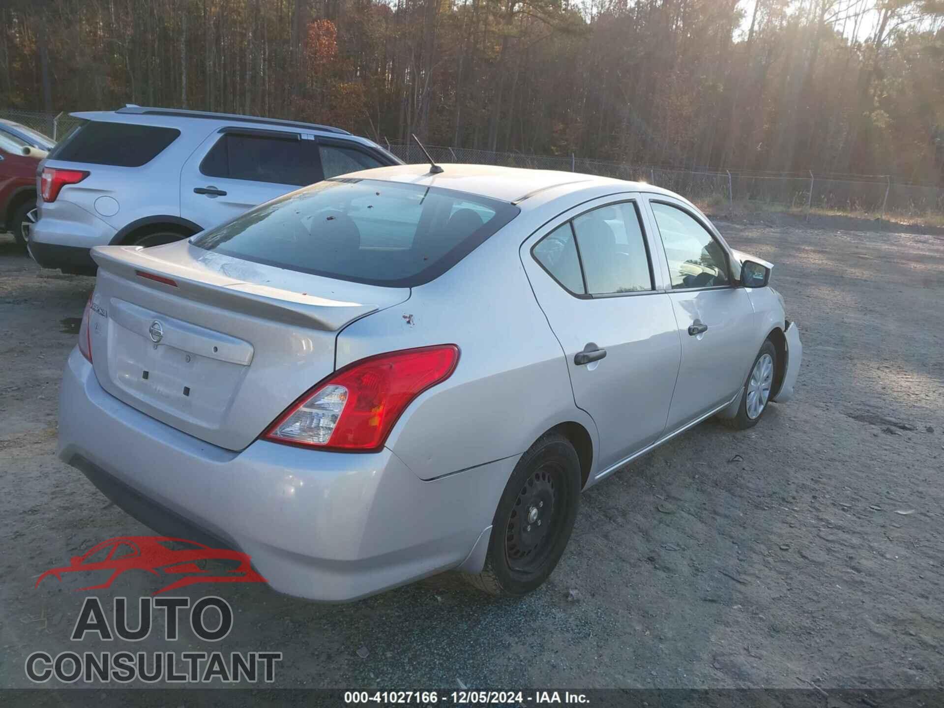 NISSAN VERSA 2017 - 3N1CN7AP3HL834123