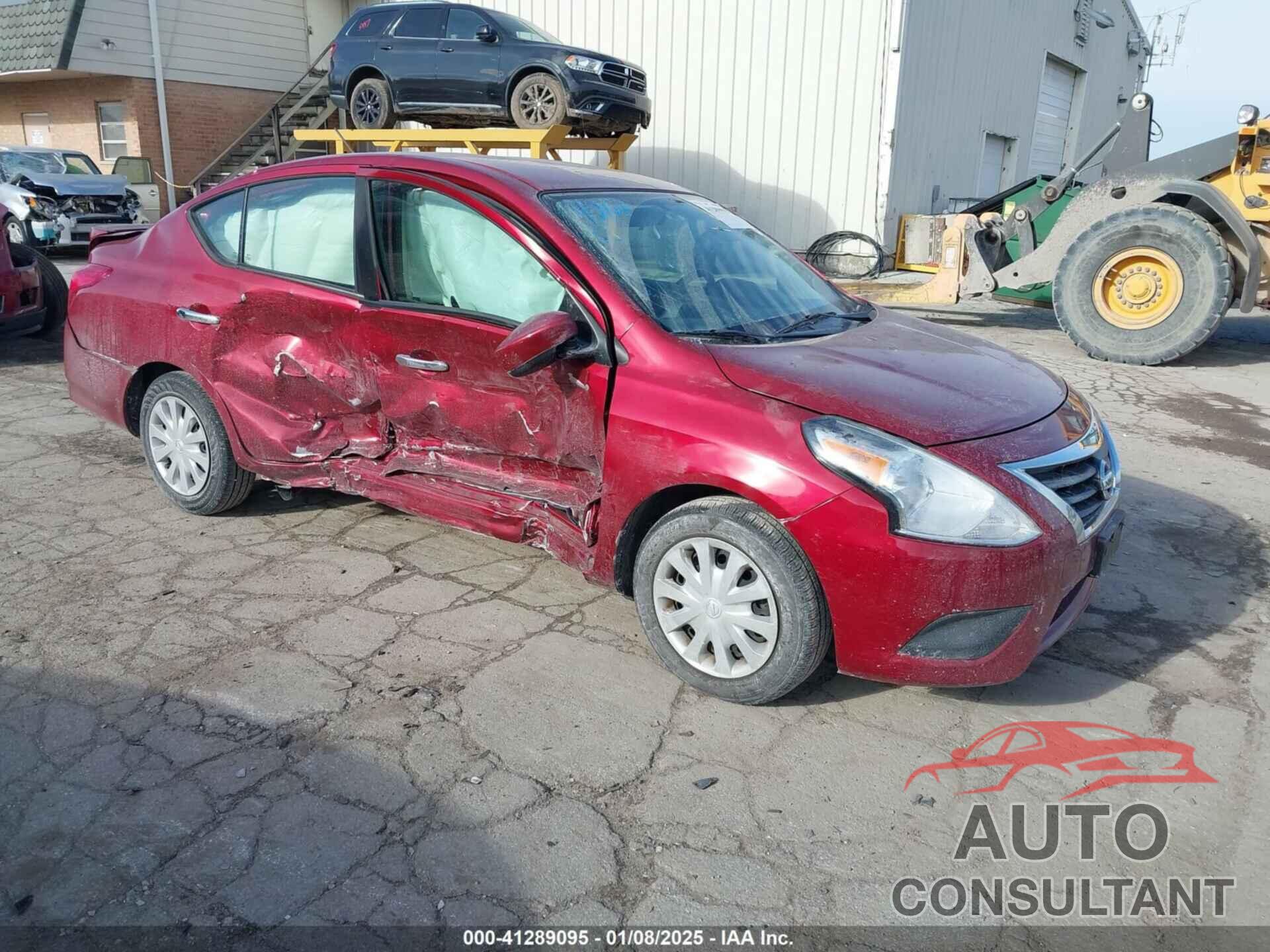 NISSAN VERSA 2019 - 3N1CN7AP7KL850008