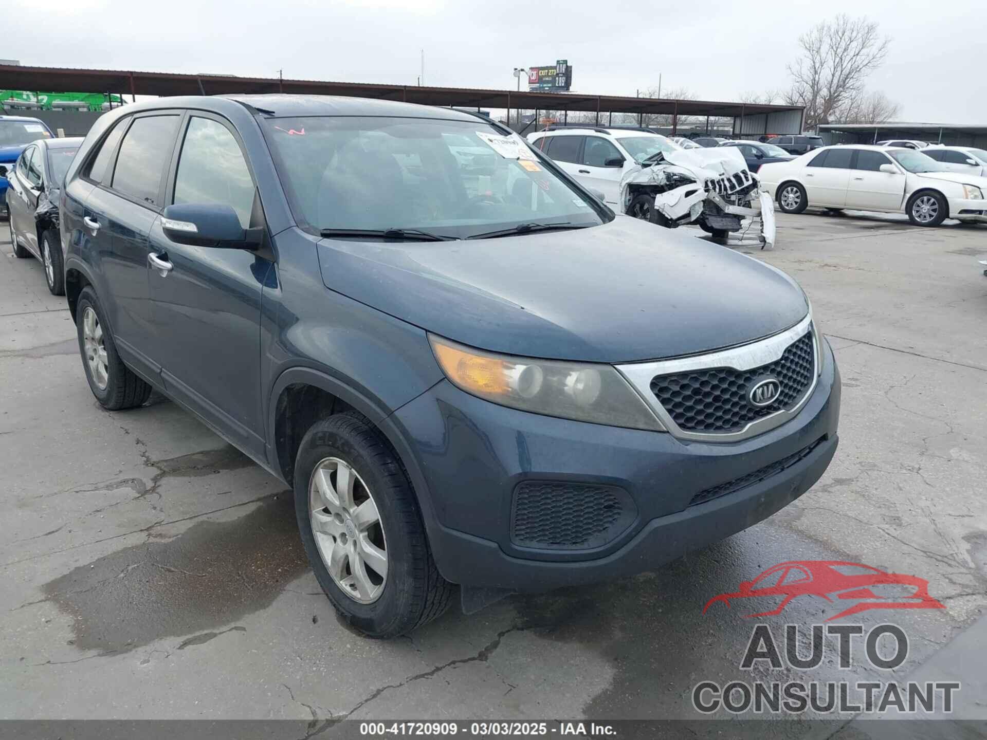 KIA SORENTO 2012 - 5XYKT3A11CG191936