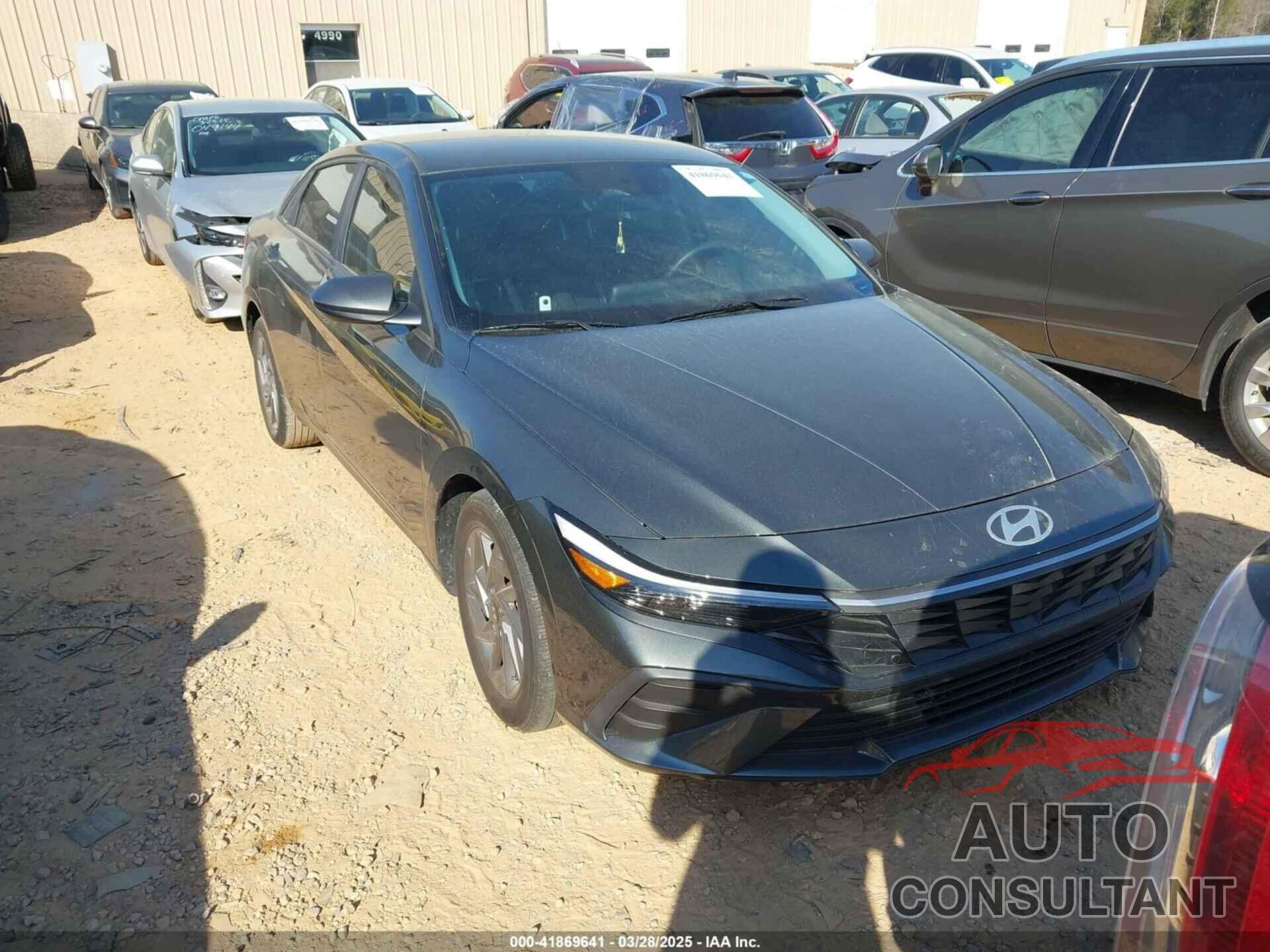 HYUNDAI ELANTRA 2024 - KMHLM4DGXRU707852