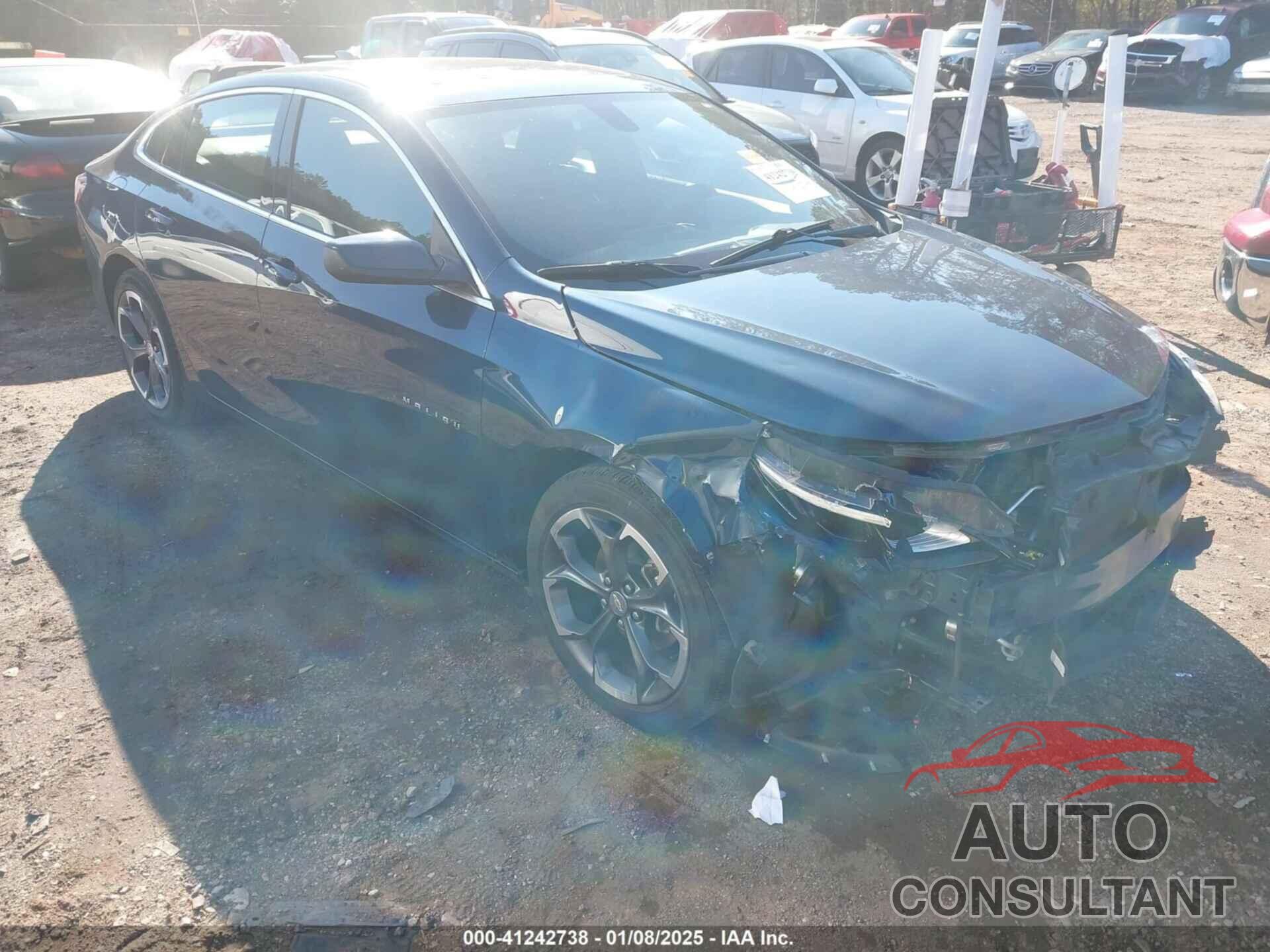 CHEVROLET MALIBU 2022 - 1G1ZD5ST6NF142012
