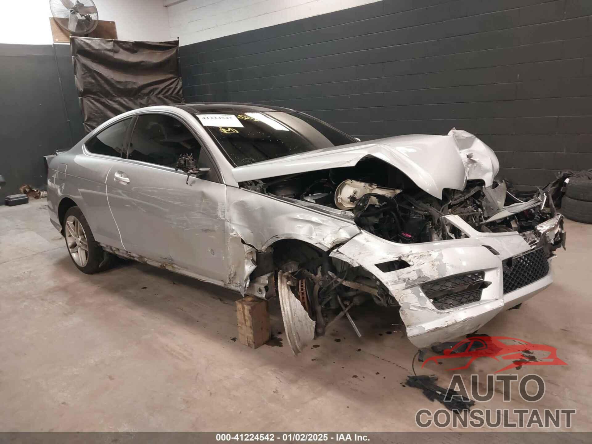 MERCEDES-BENZ C 350 2012 - WDDGJ5HB1CF737276