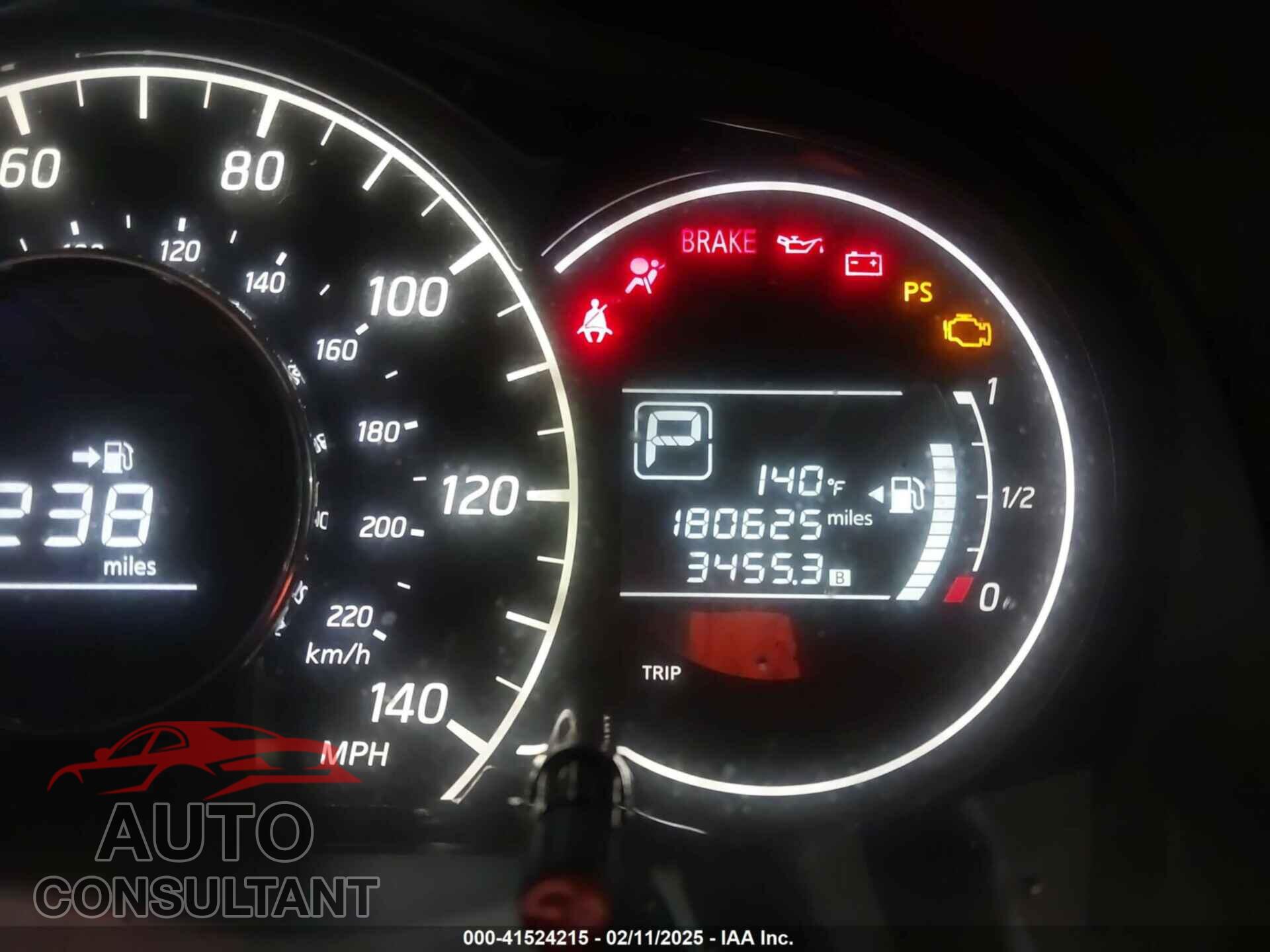 NISSAN VERSA NOTE 2015 - 3N1CE2CPXFL372267