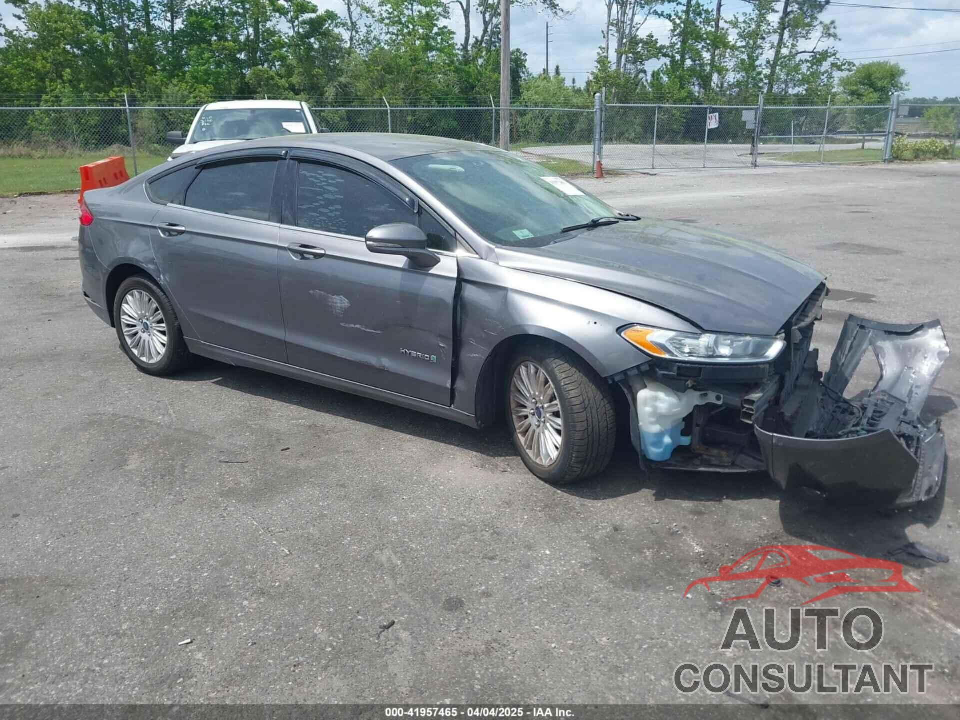 FORD FUSION HYBRID 2013 - 3FA6P0LU4DR283132