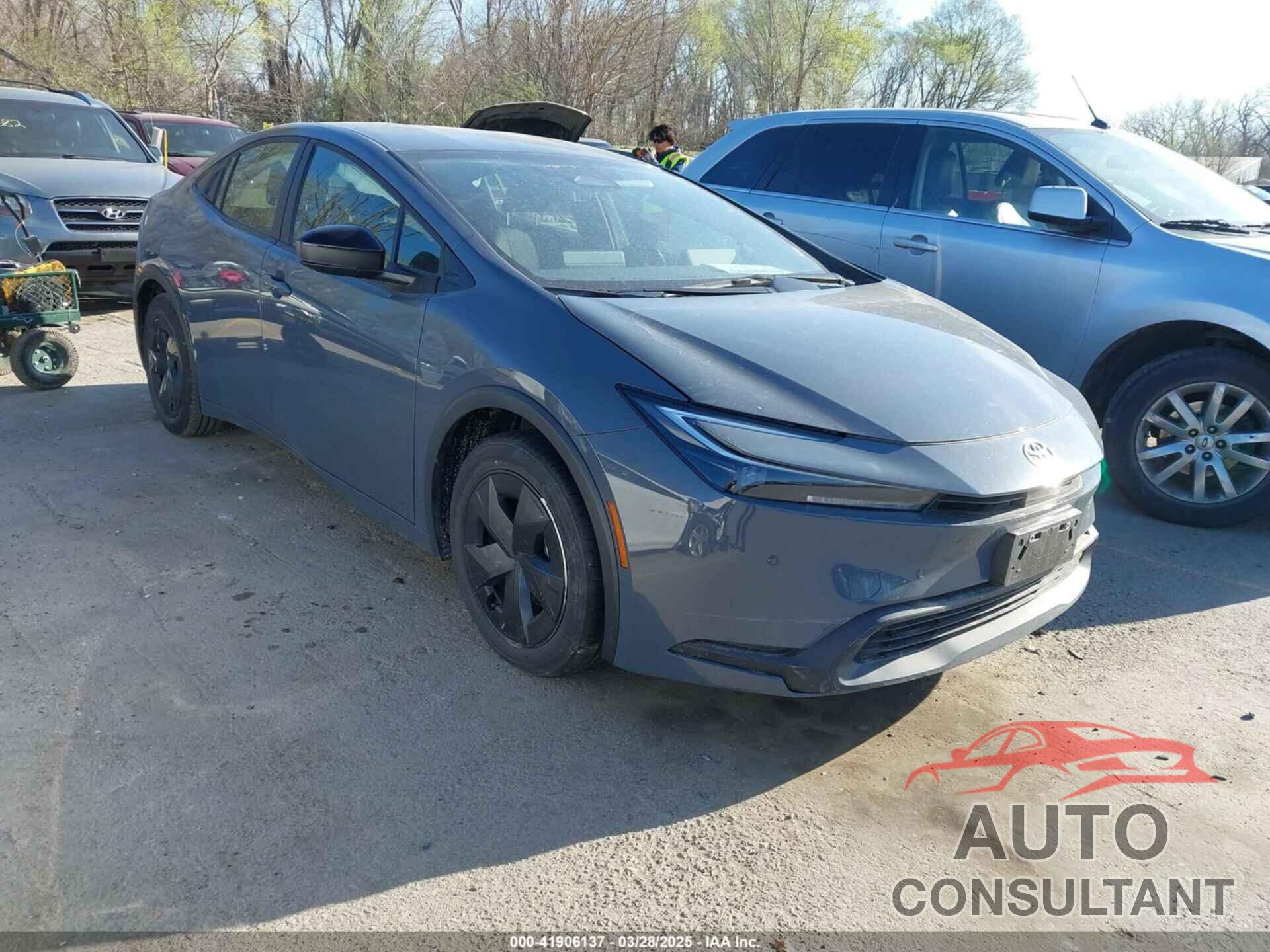 TOYOTA PRIUS 2024 - JTDACAAU4R3022887