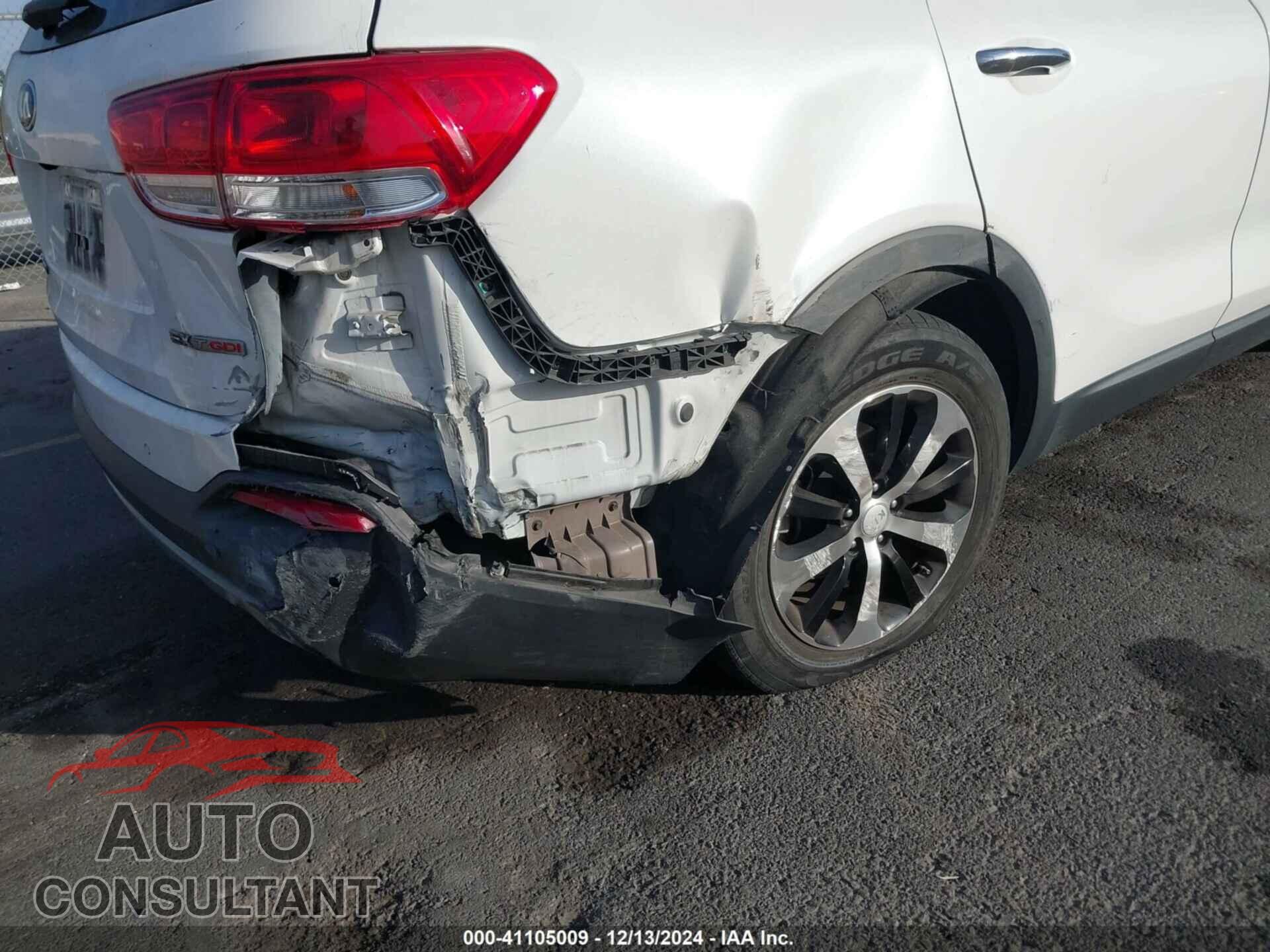 KIA SORENTO 2017 - 5XYPH4A14HG276340