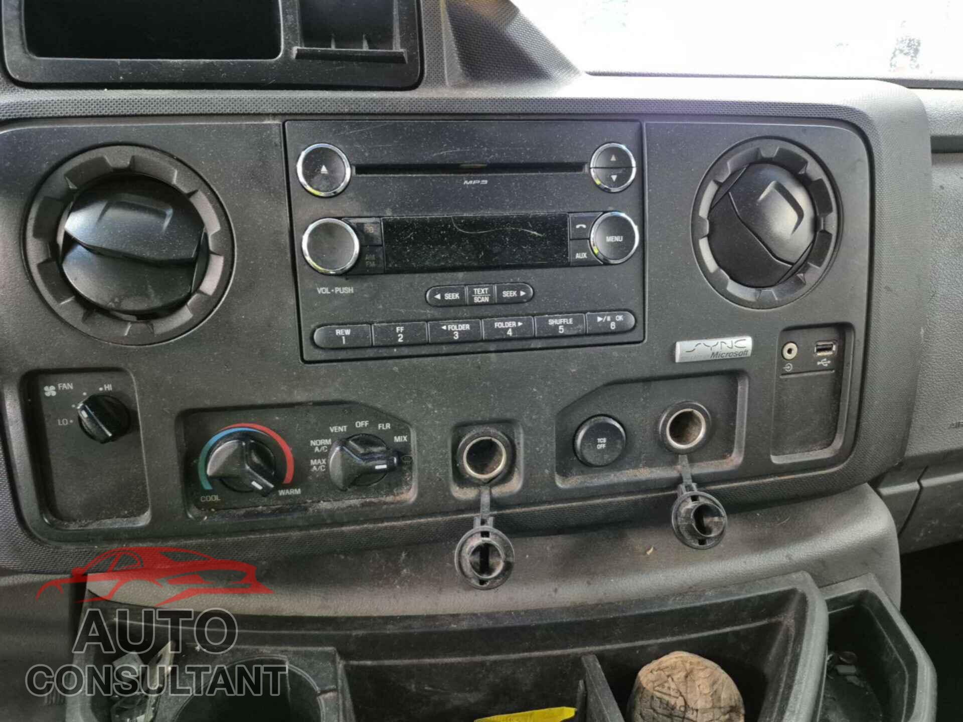 FORD E-150 2013 - 1FTNE1EW6DDB06283