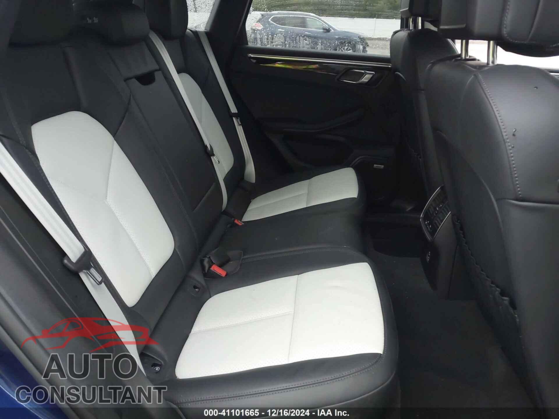 PORSCHE MACAN 2022 - WP1AA2A56NLB04522