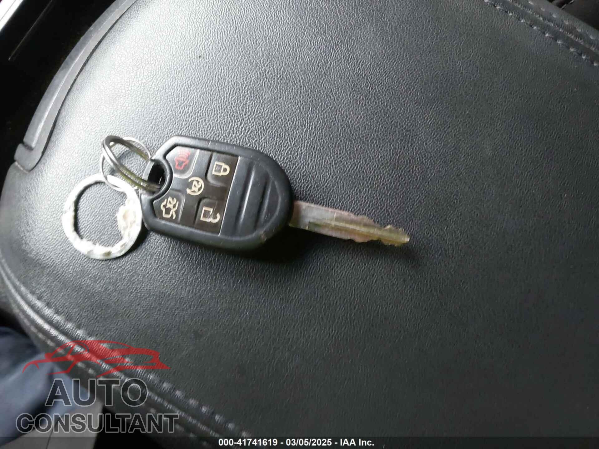 FORD TAURUS 2013 - 1FAHP2E99DG180535