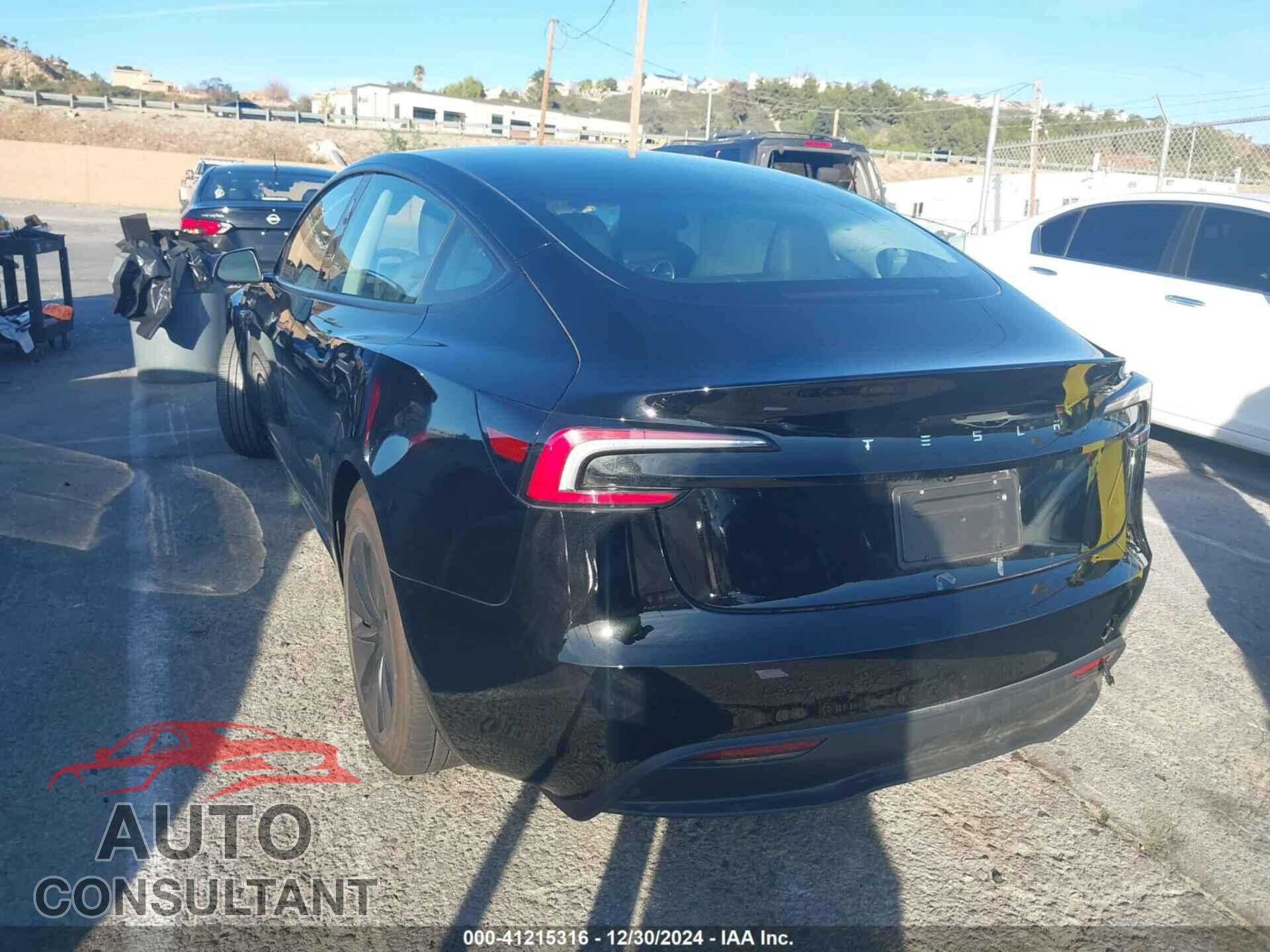 TESLA MODEL 3 2024 - 5YJ3E1EAXRF871279
