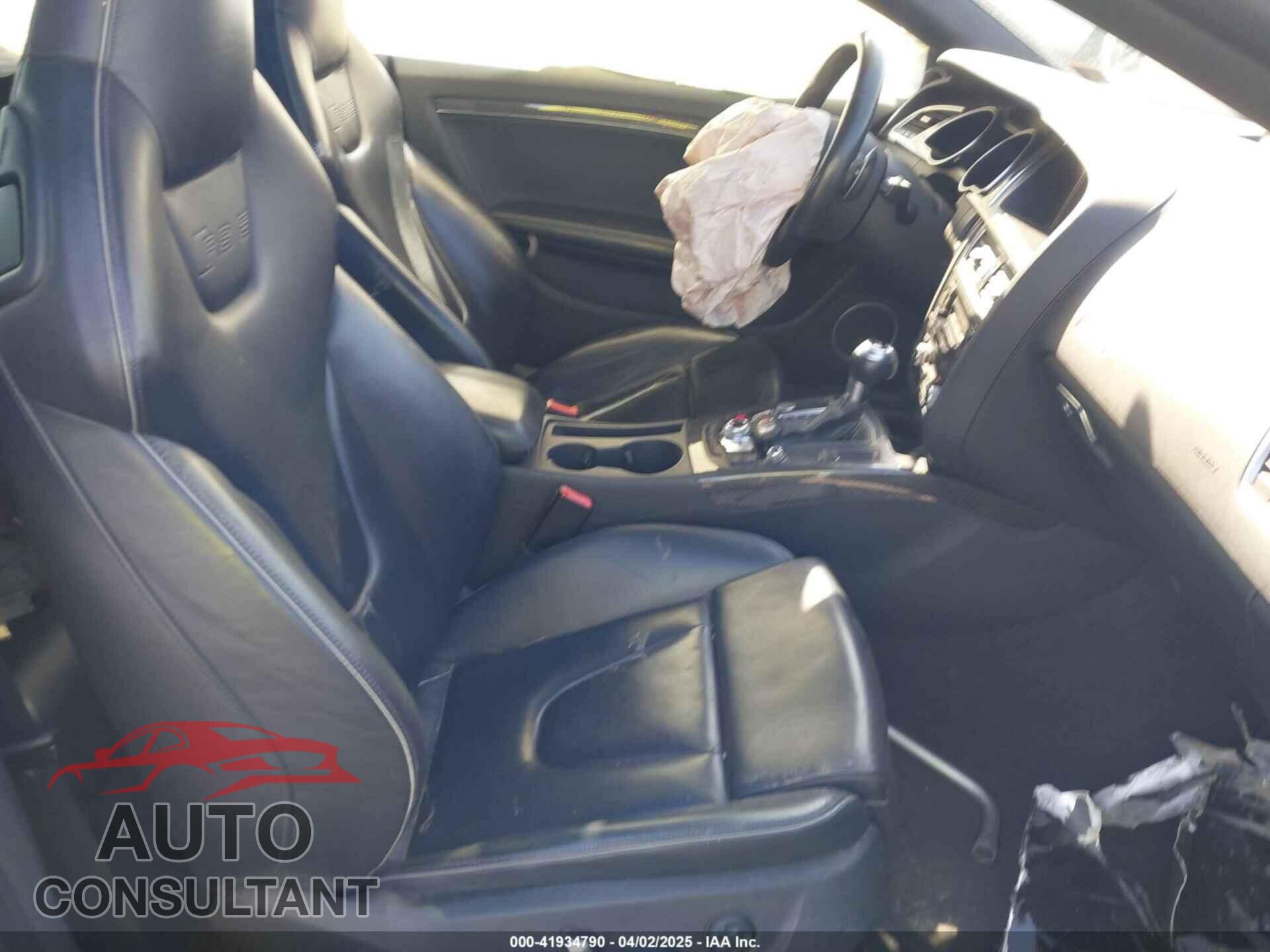 AUDI RS 5 2015 - WUAC6AFR8FA901310
