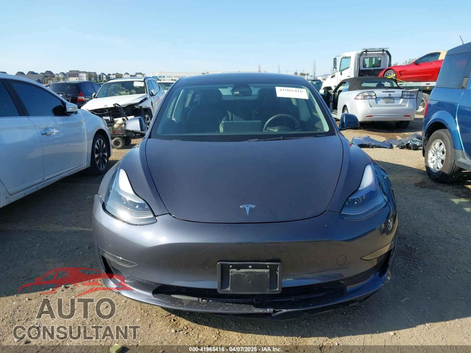 TESLA MODEL 3 2023 - 5YJ3E1EA7PF447409