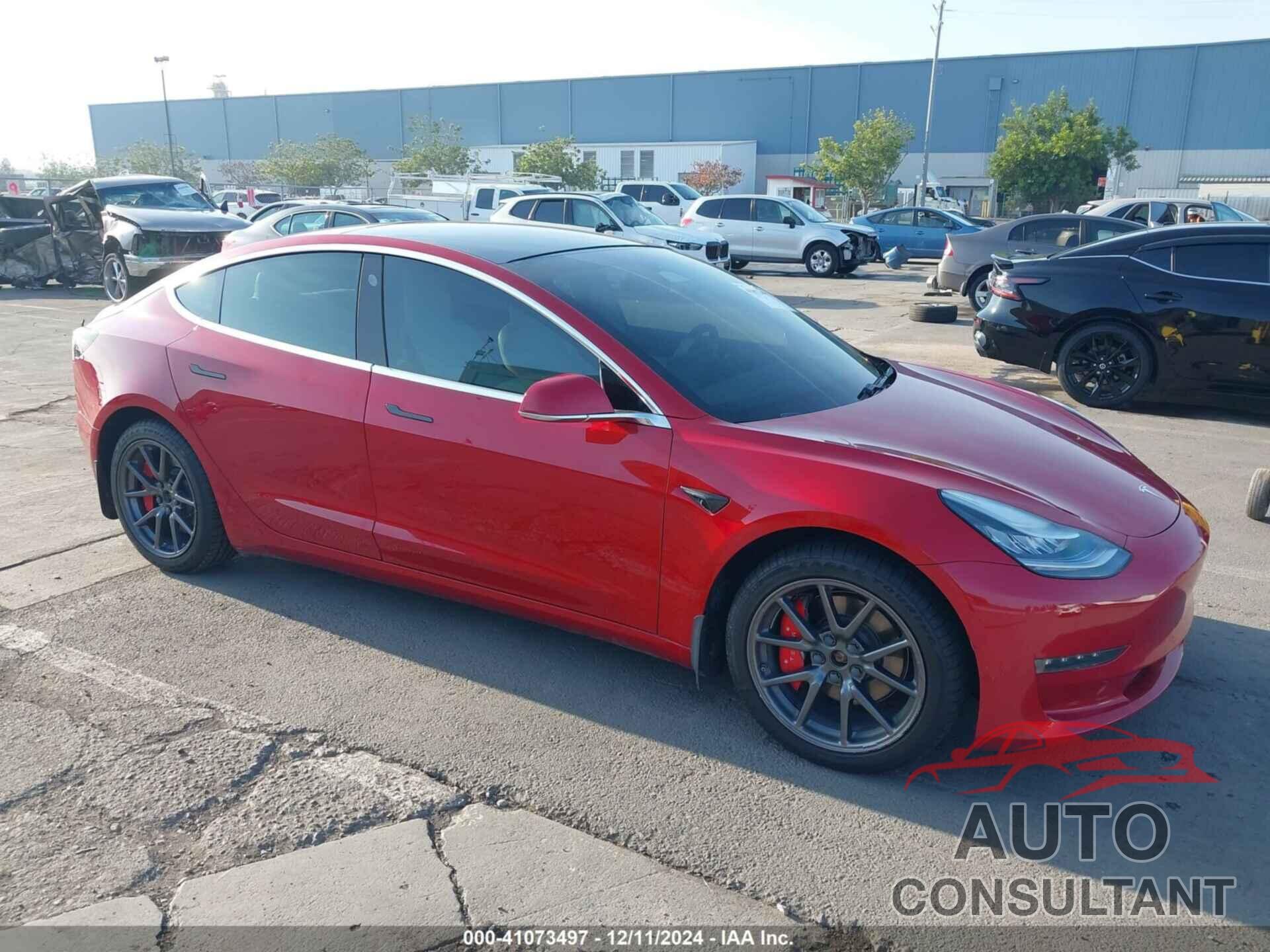 TESLA MODEL 3 2019 - 5YJ3E1EB2KF390862