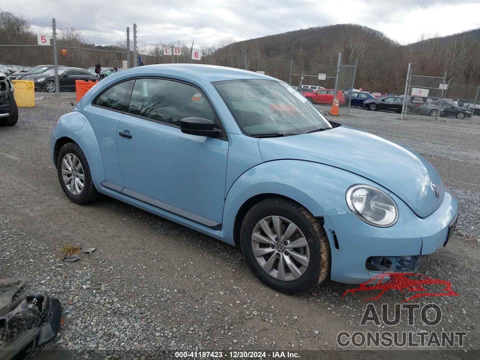VOLKSWAGEN BEETLE 2015 - 3VWF17AT1FM646207