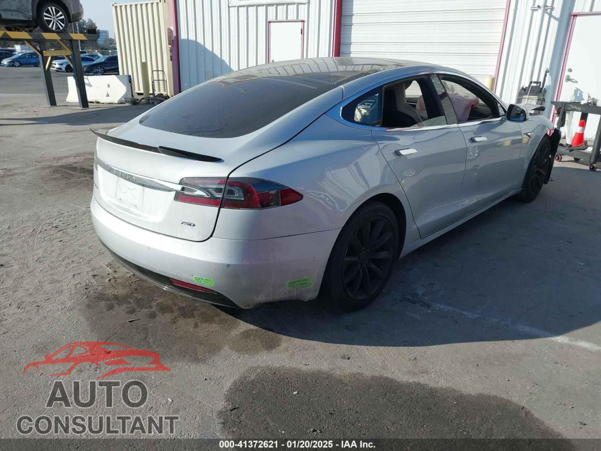TESLA MODEL S 2016 - 5YJSA1E23GF144496