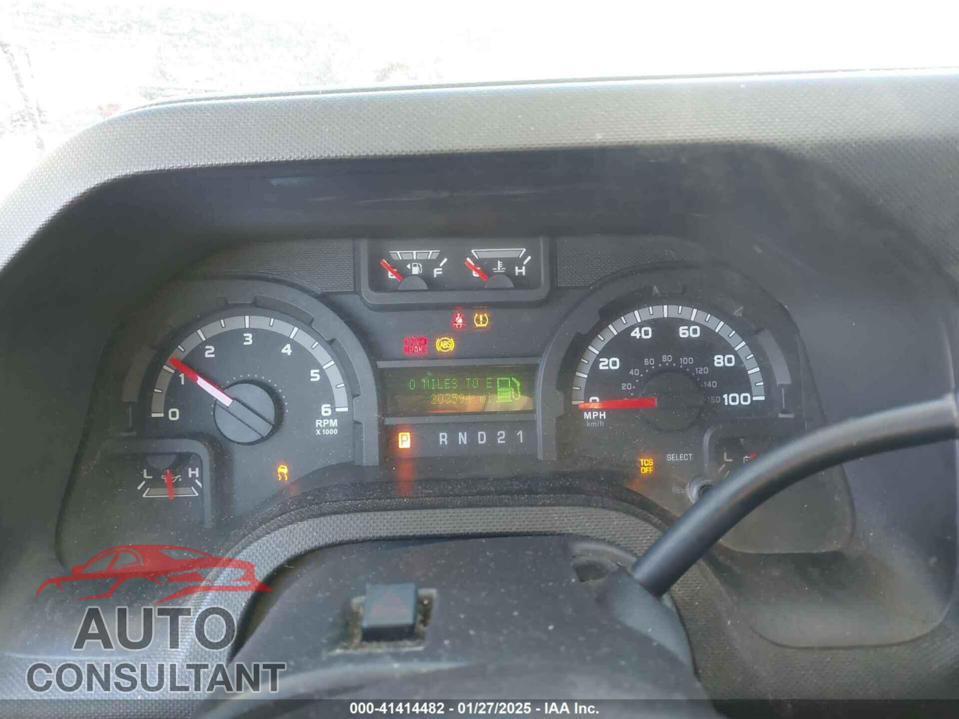 FORD E-350 SUPER DUTY 2014 - 1FBSS3BL9EDB04048