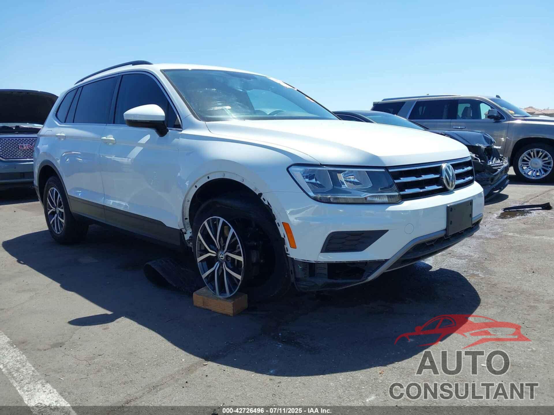 VOLKSWAGEN TIGUAN 2019 - 3VV3B7AX9KM102197